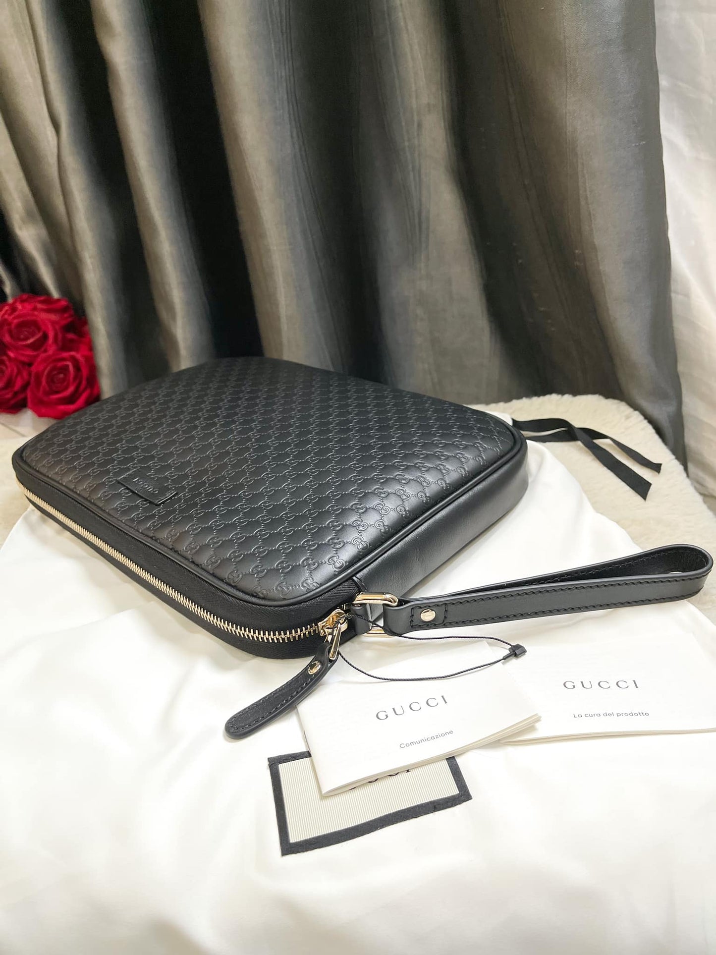 Gucci Clutch Đen Vân GG