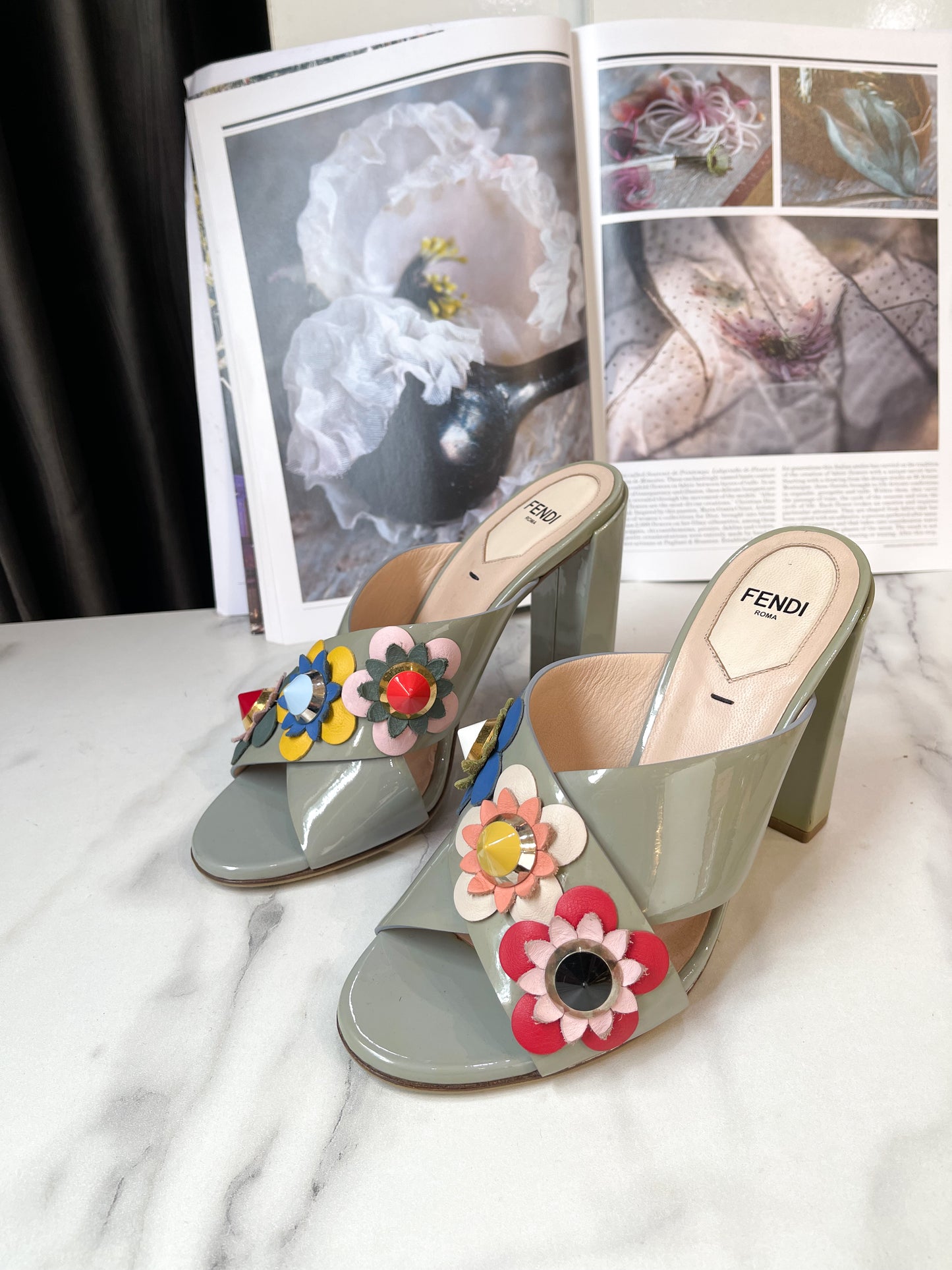 Guốc Fendi Size 36