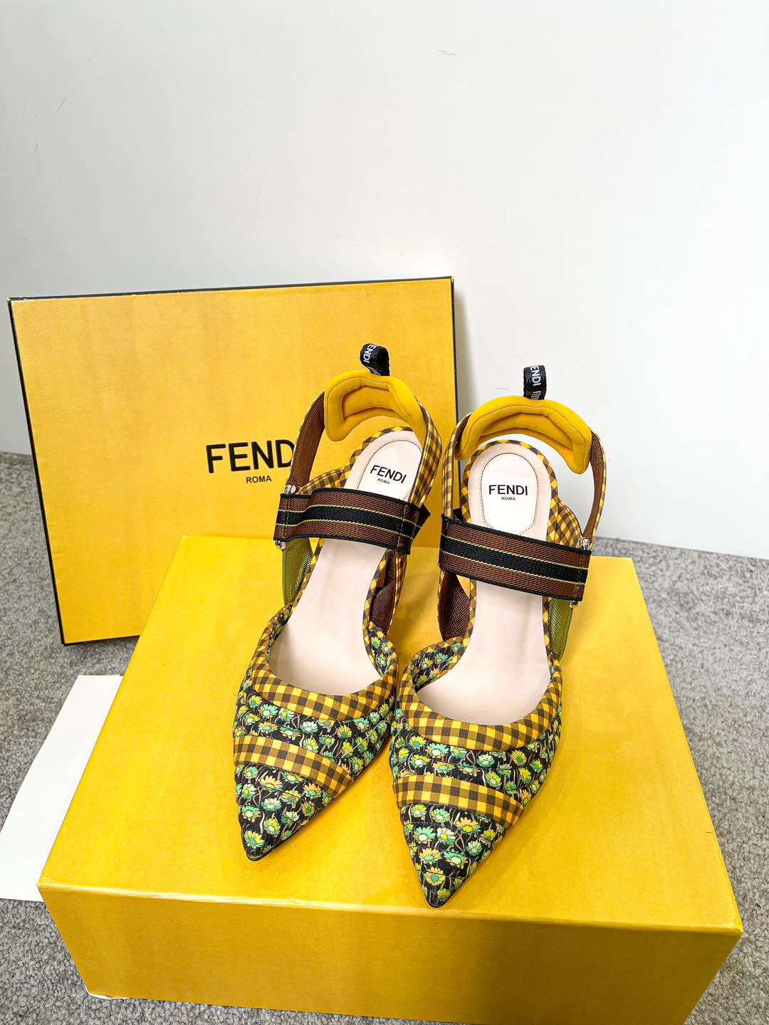 Fendi grün-gelber Slingback 