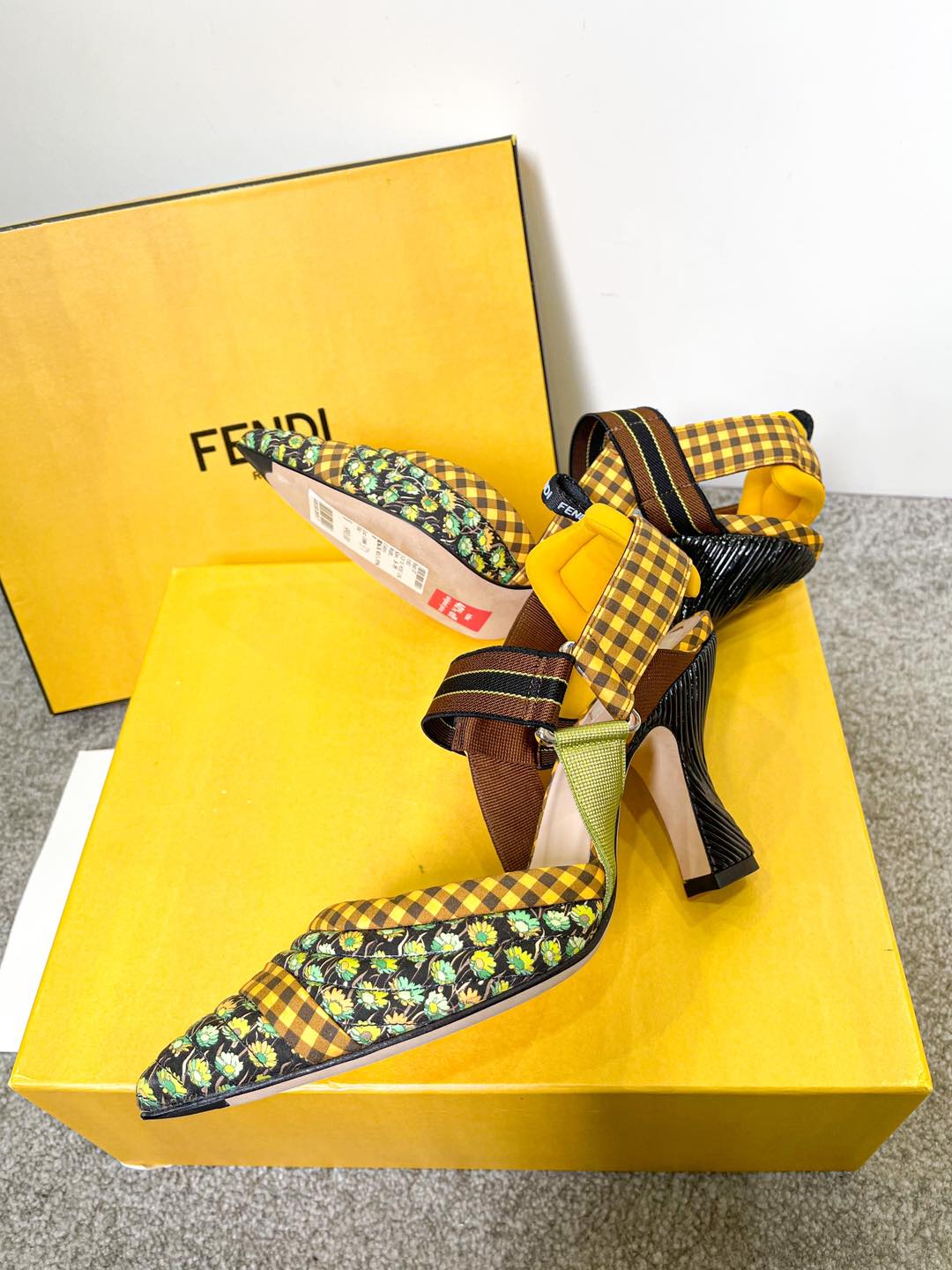 Fendi grün-gelber Slingback 