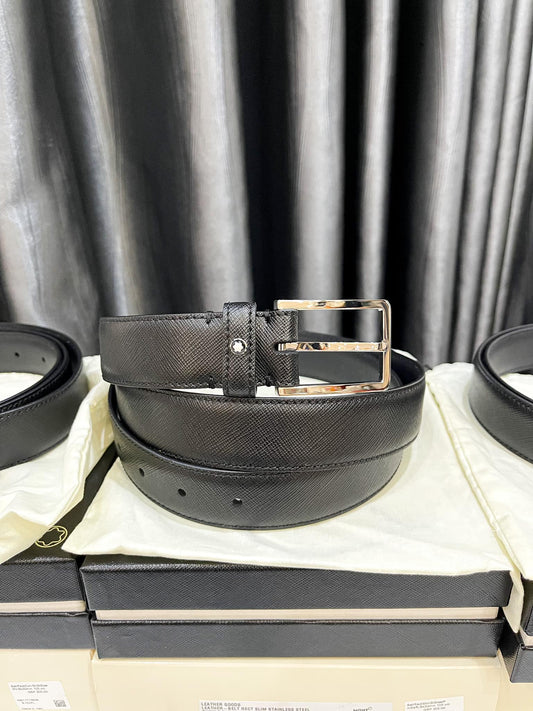 Mont Belt with Grained Leather and Silver Buckle 