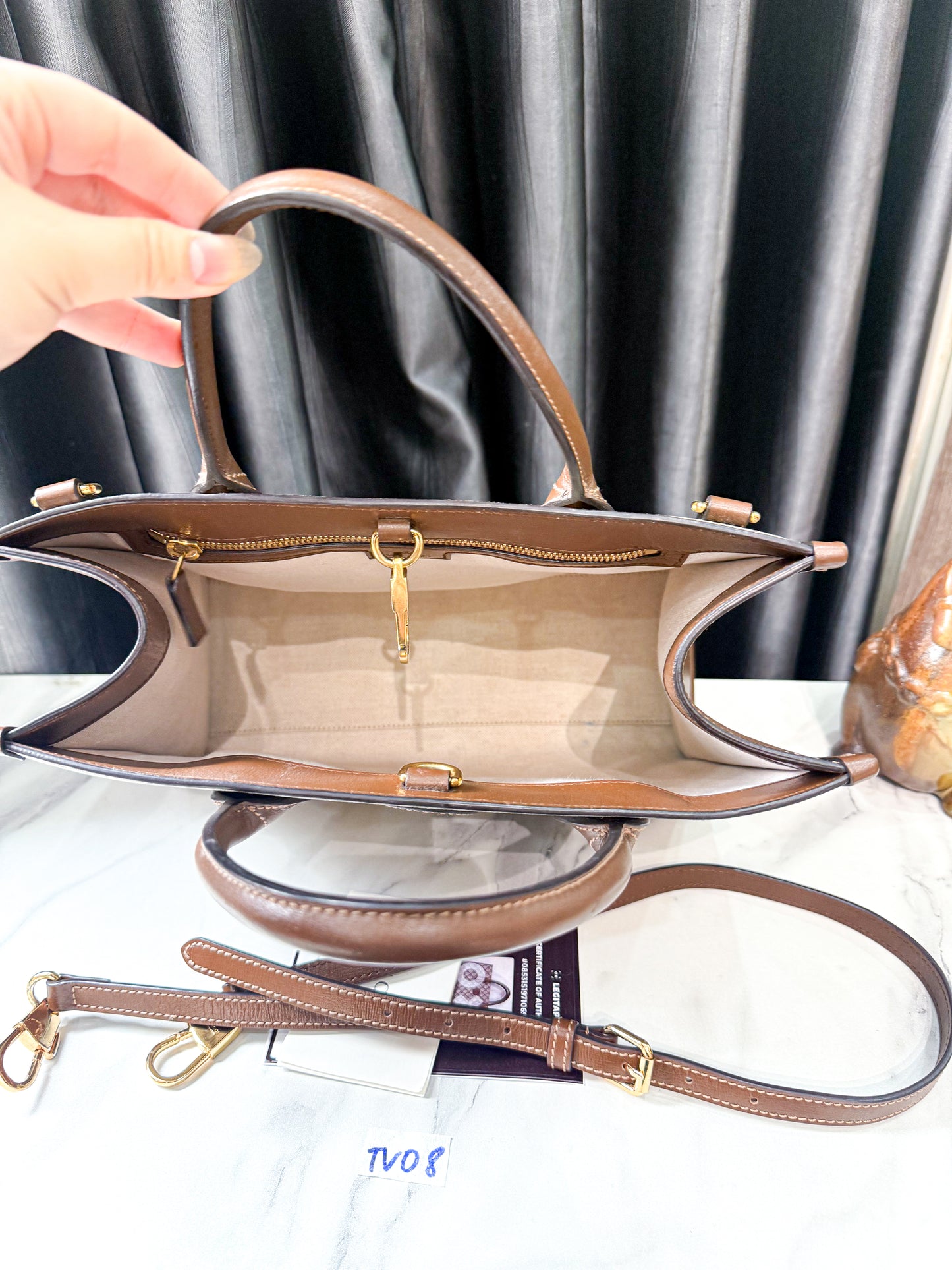 A A Tote Gucci GG TV08