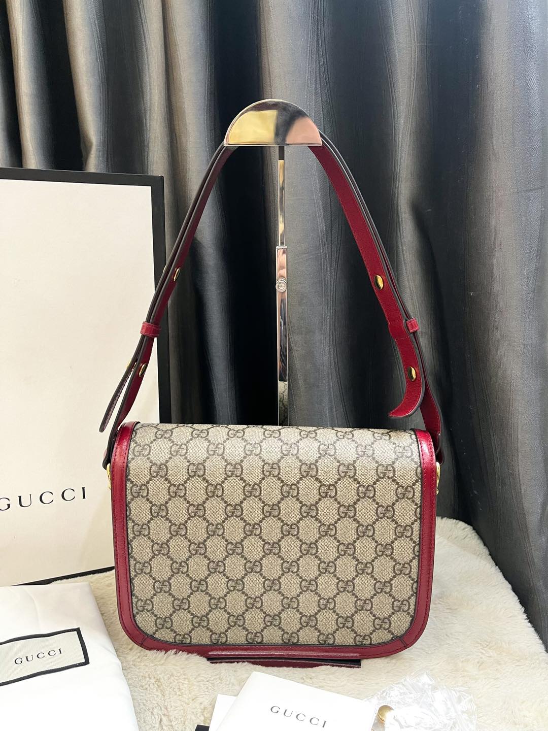 Gucci 1955 Hoạ Tiết GG Phối Đỏ