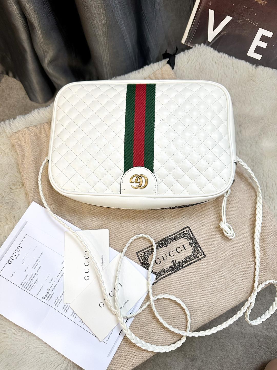 Túi Chéo Gucci Trắng Logo GG