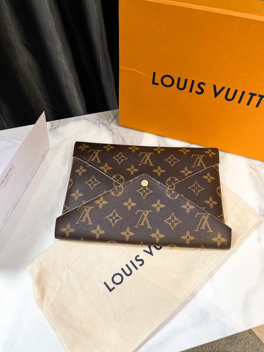 LV Kiri Size L Mono