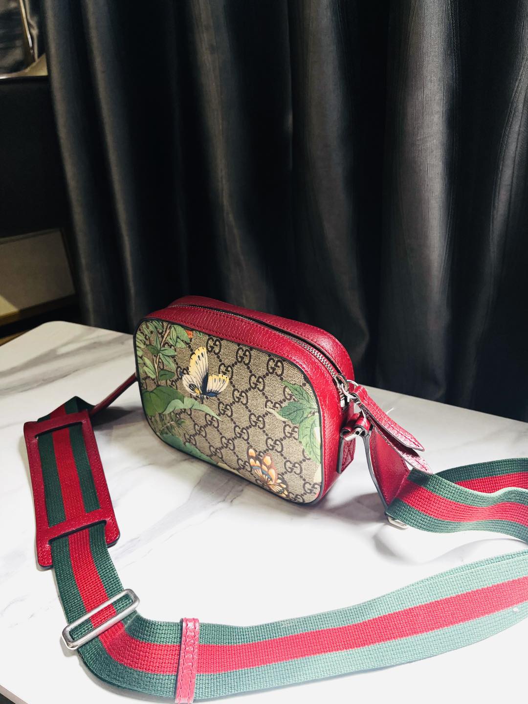 Túi Chéo Gucci GG Viền Đỏ Hoạ Tiết Chim