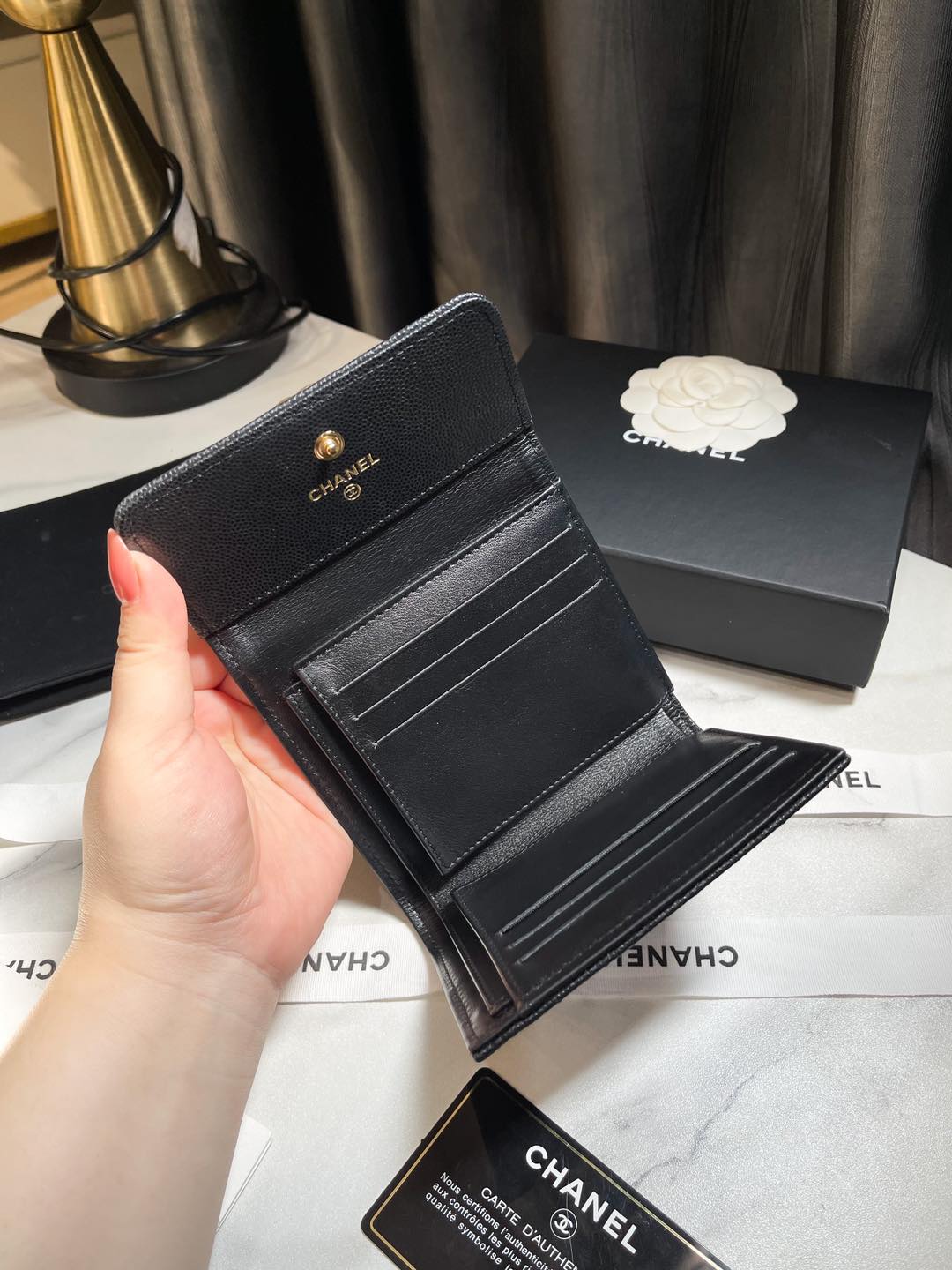 Chanel Ví Gấp 3 Đen Caviar