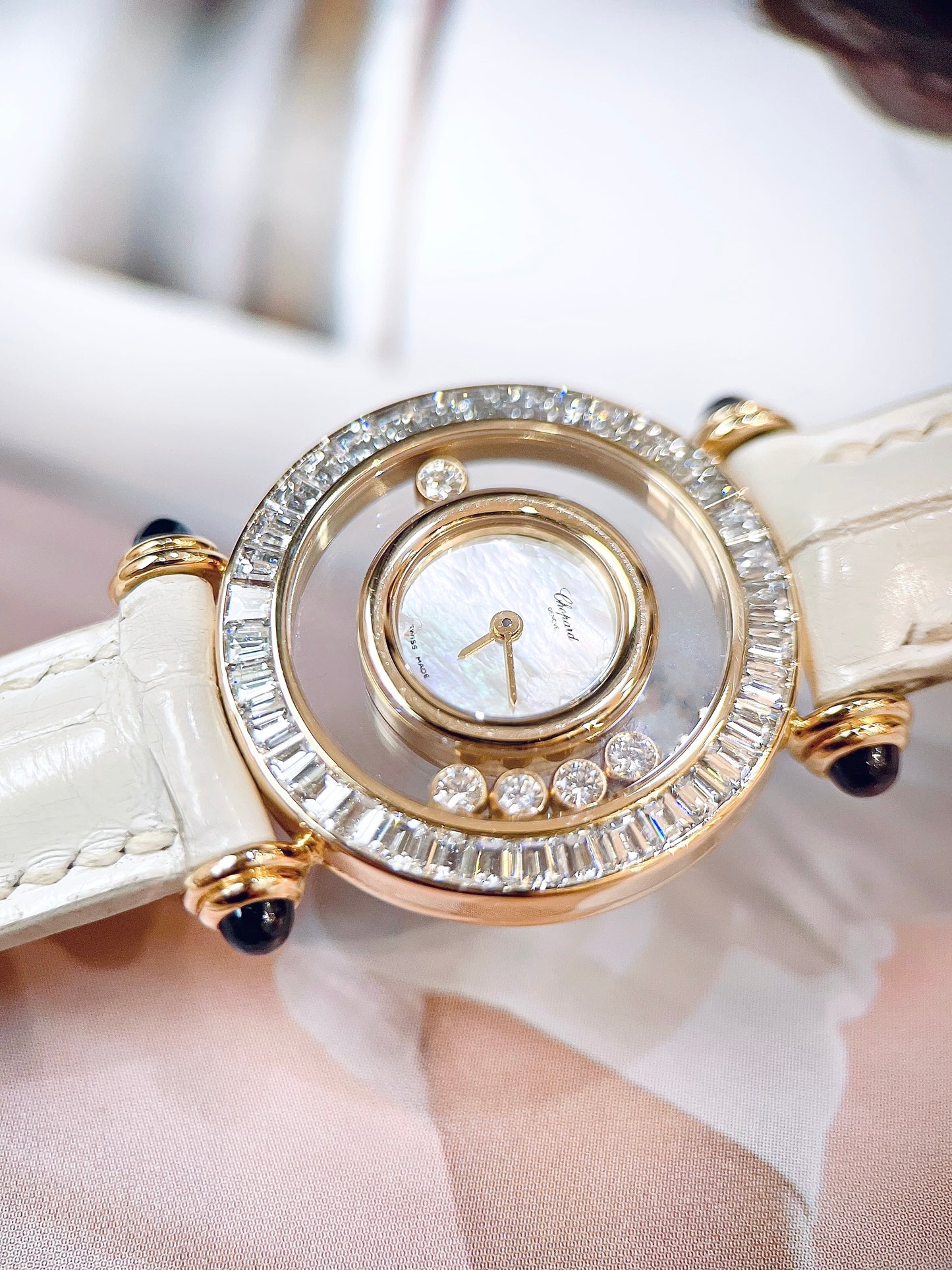 Đồng Hồ Chopard Happy Diamonds Gold Diamond Baguette