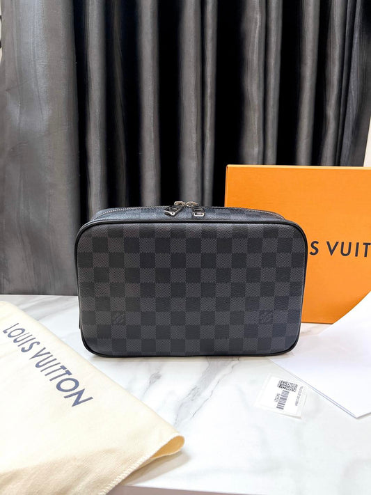 Pouch LV Nam Damier