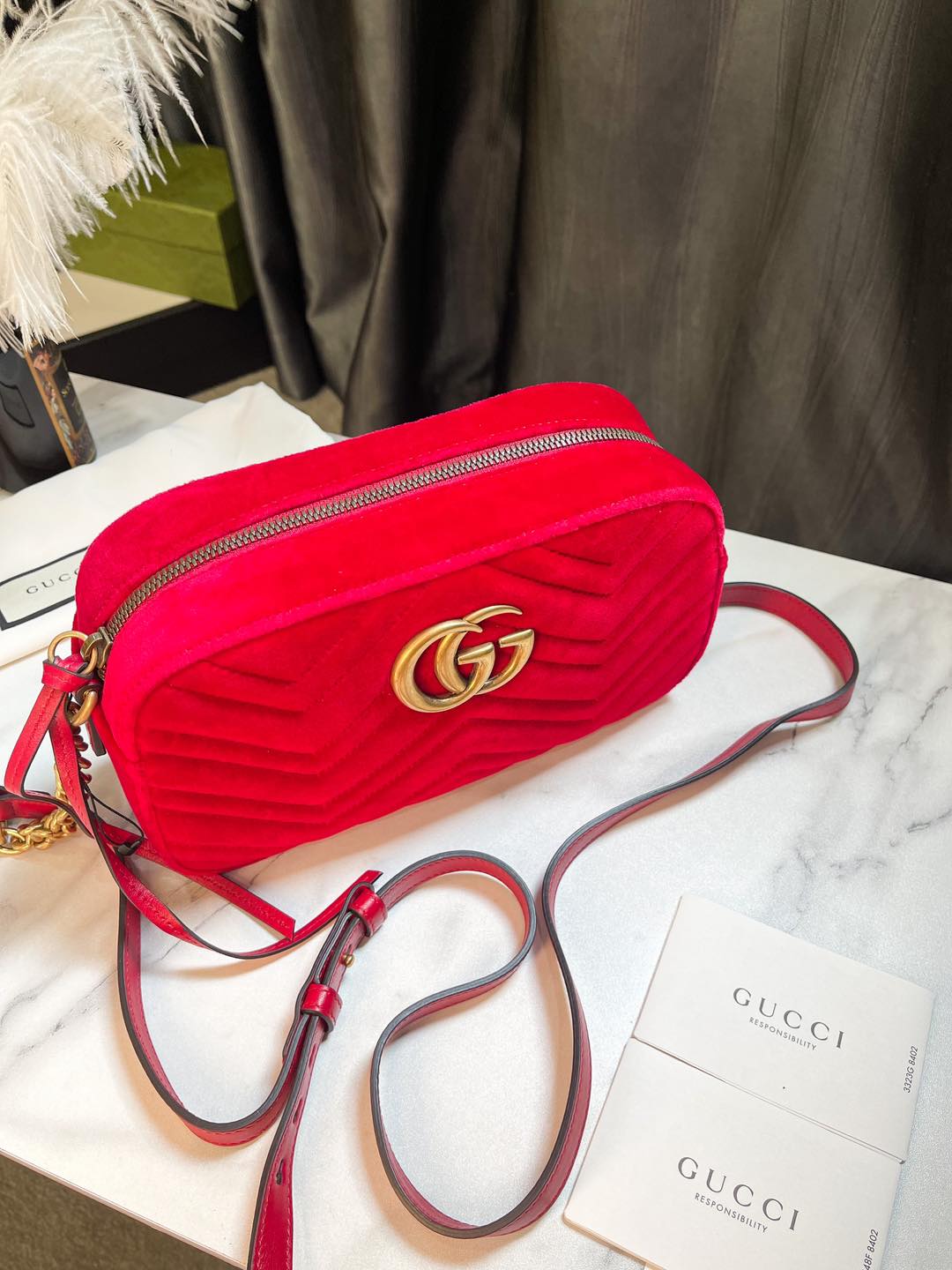 Gucci Marmont Velvet Crossbody Đỏ