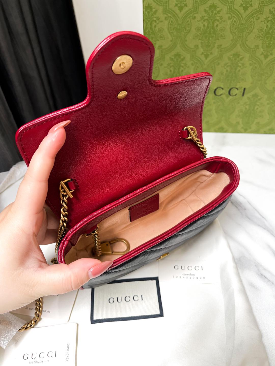 Gucci Mamont 17cm Đen Phổi Viền Đỏ