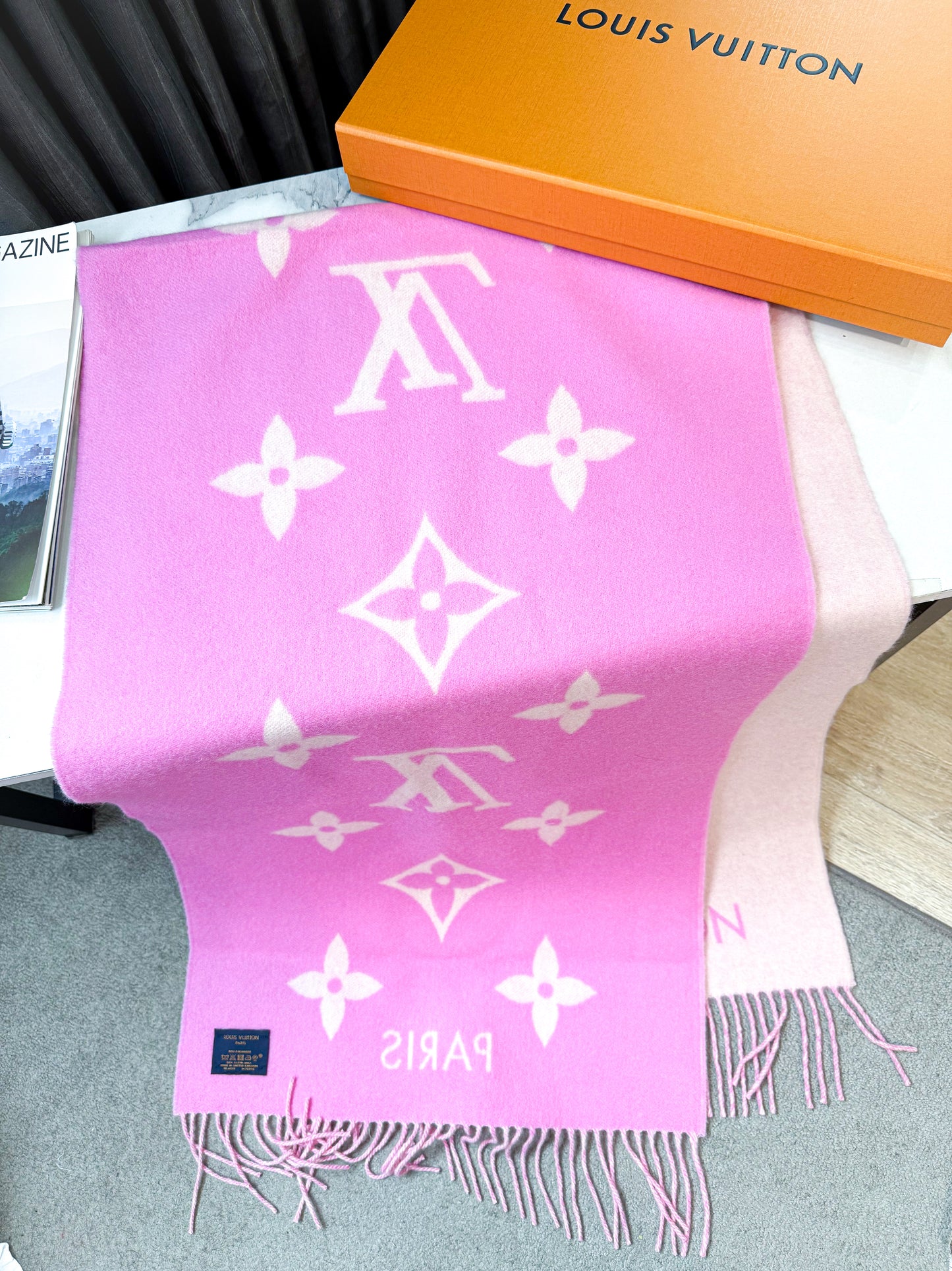 Khăn LV Cashmere Hồng KH101 8/1