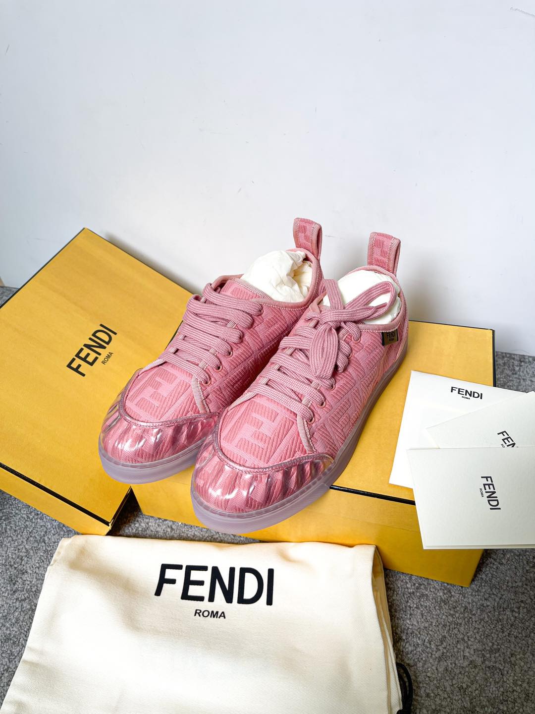 Giày Fendi Sneaker