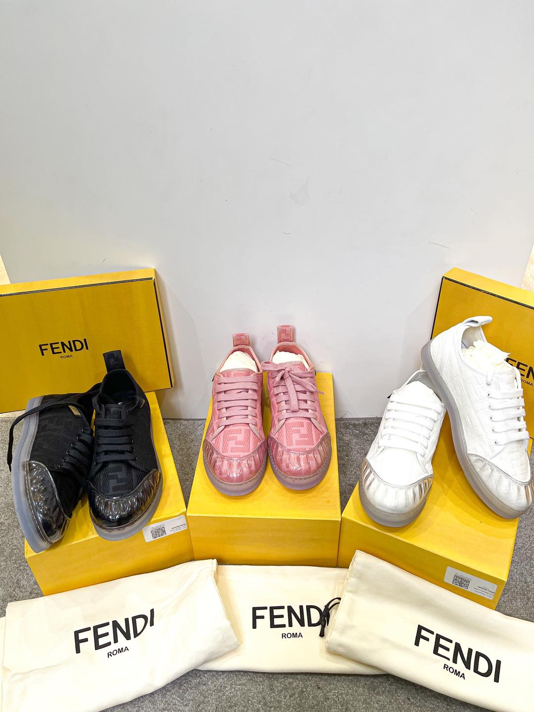 Giày Fendi Sneaker