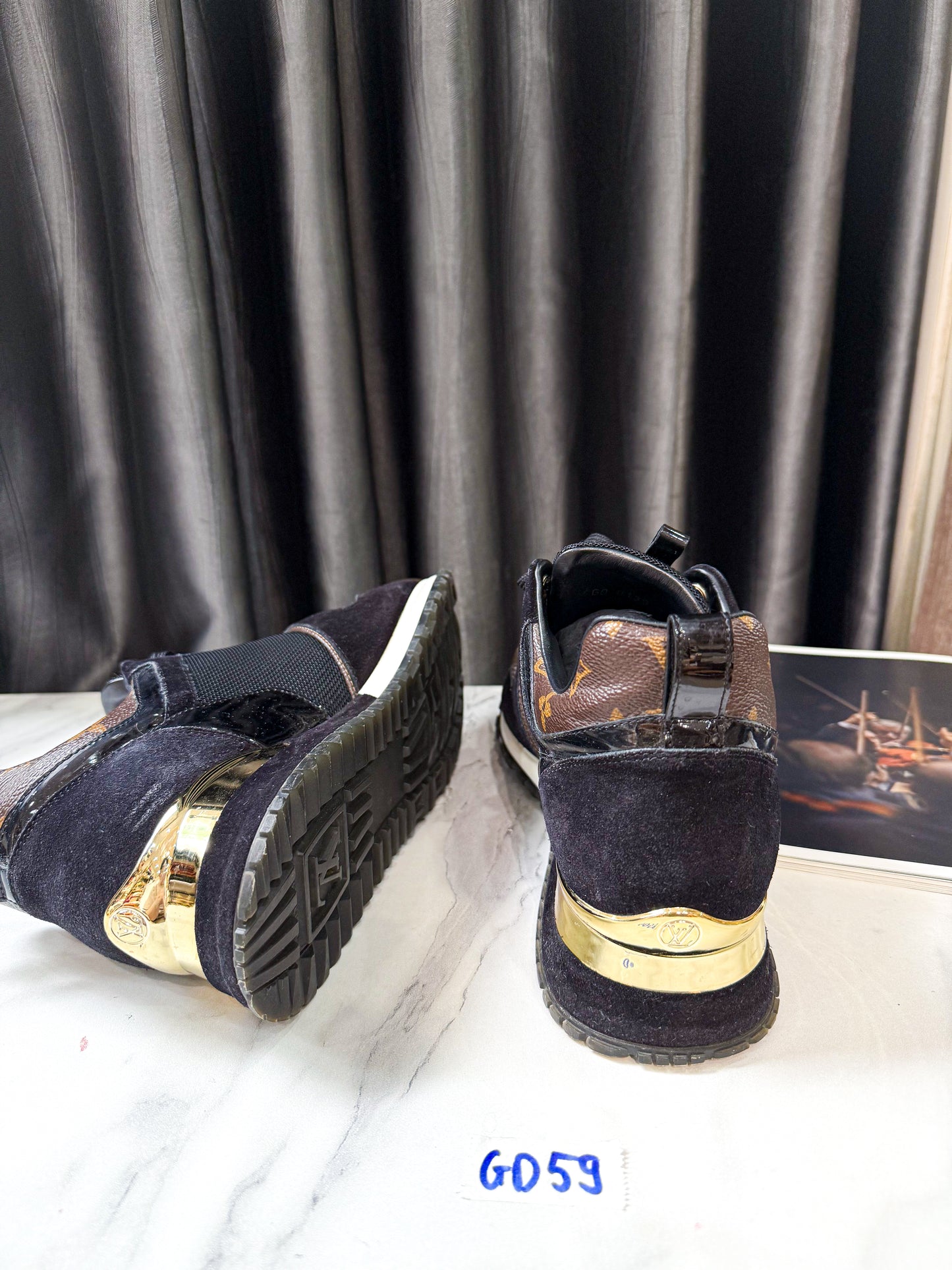 Giày LV Hot Size 37.5 GD59