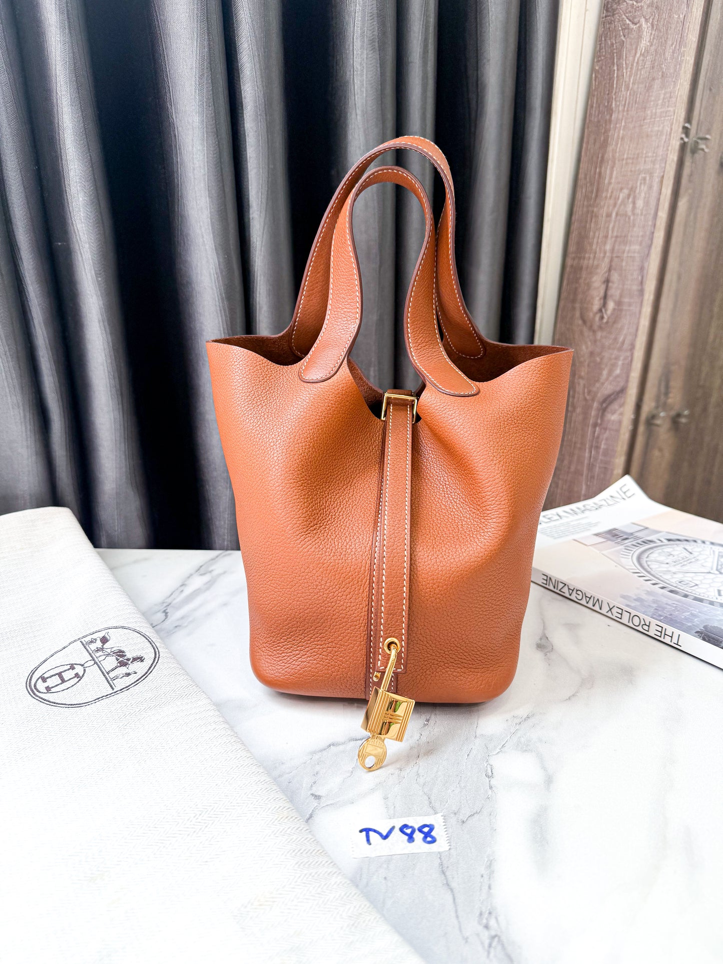 A A Hermes Picotin P18 TV88