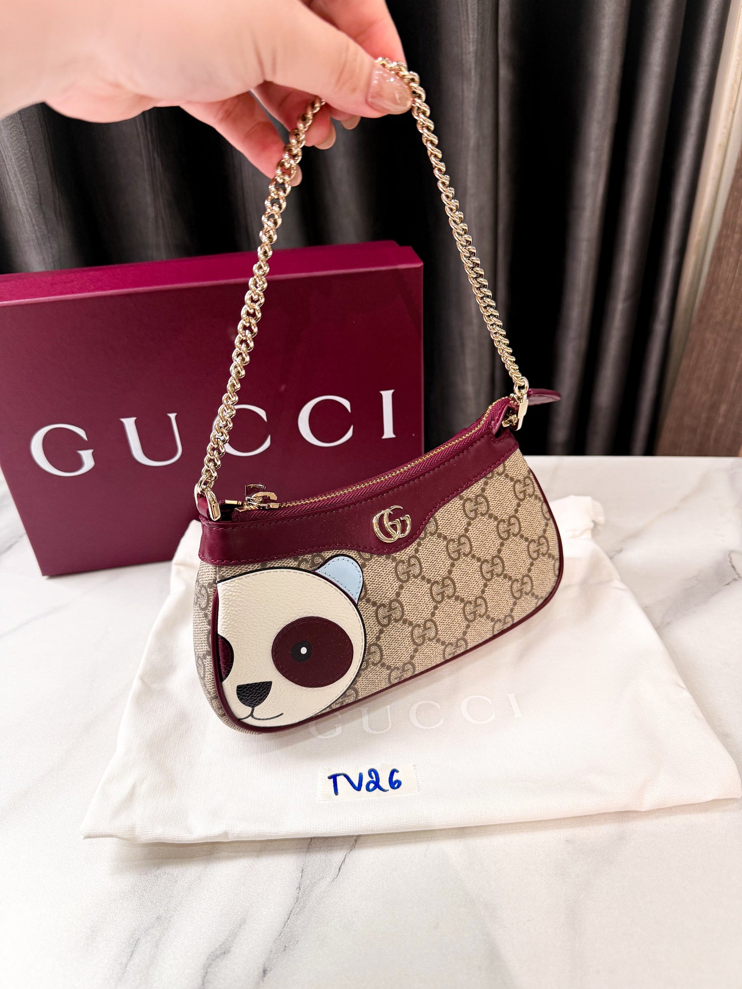 Pochette Gucci Gấu New TV26