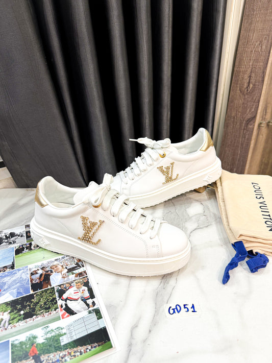 Giày LV Trắng Logo Đá Size 36 fit Chân 37 GD51
