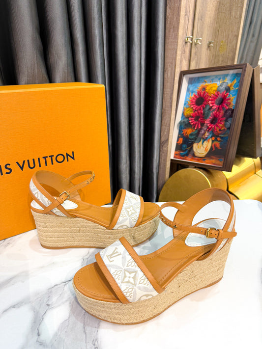 Xuồng LV Size 38.5