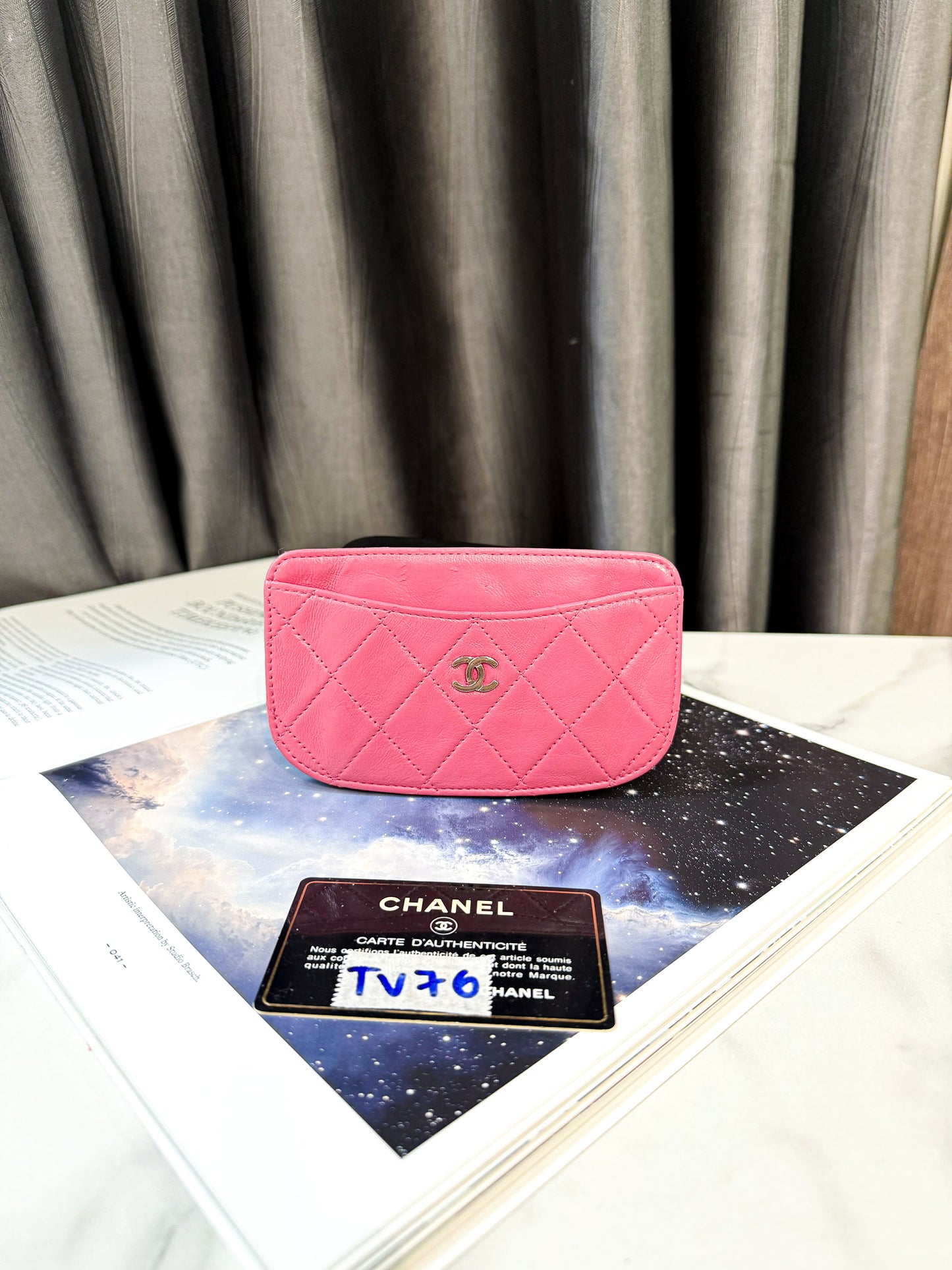 Card Holder Chanel Hồng TV76