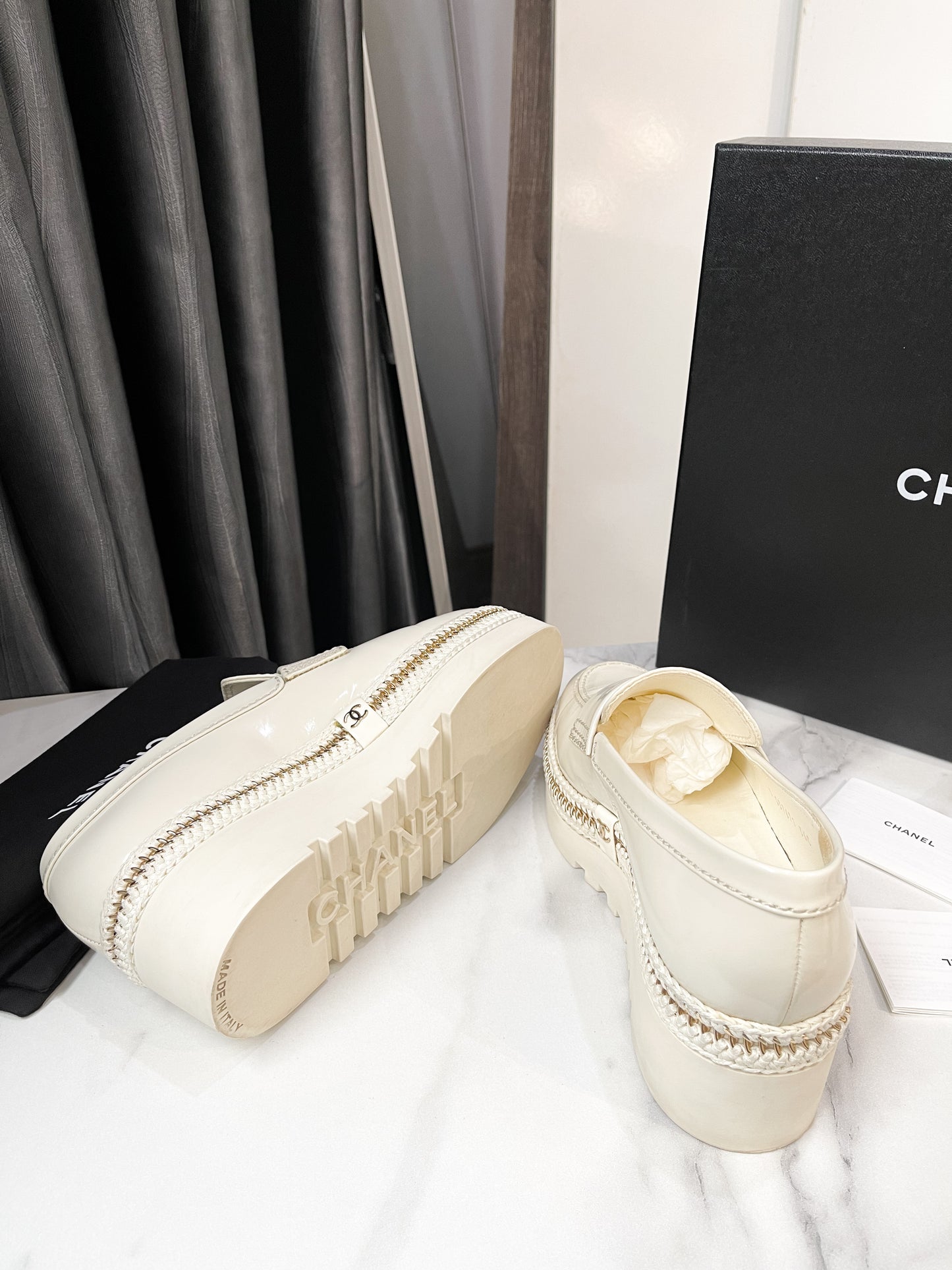 Giày Chanel Trắng Size 36