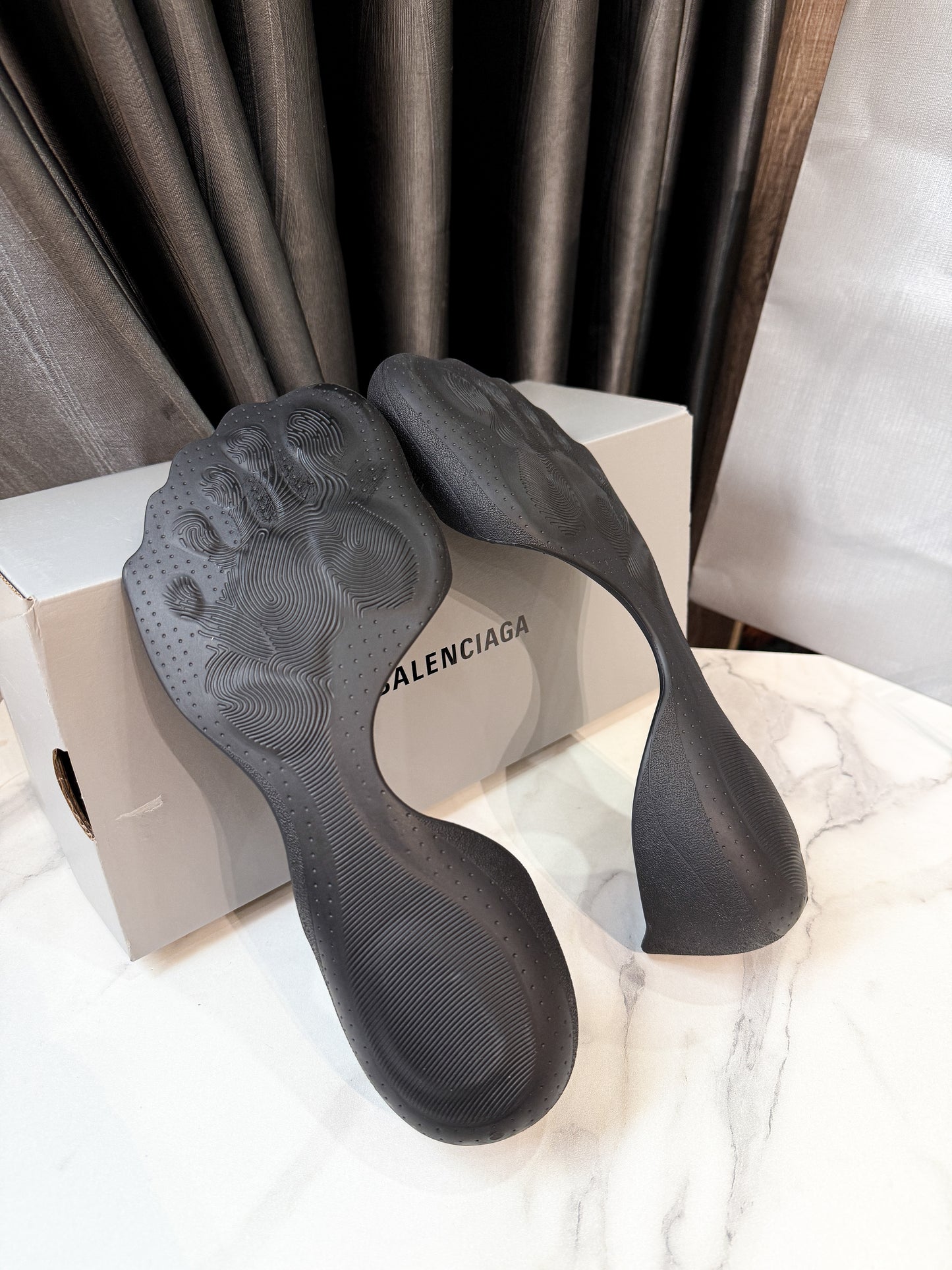 Dép Silicon Balenciaga Size 42 Fit 43.5