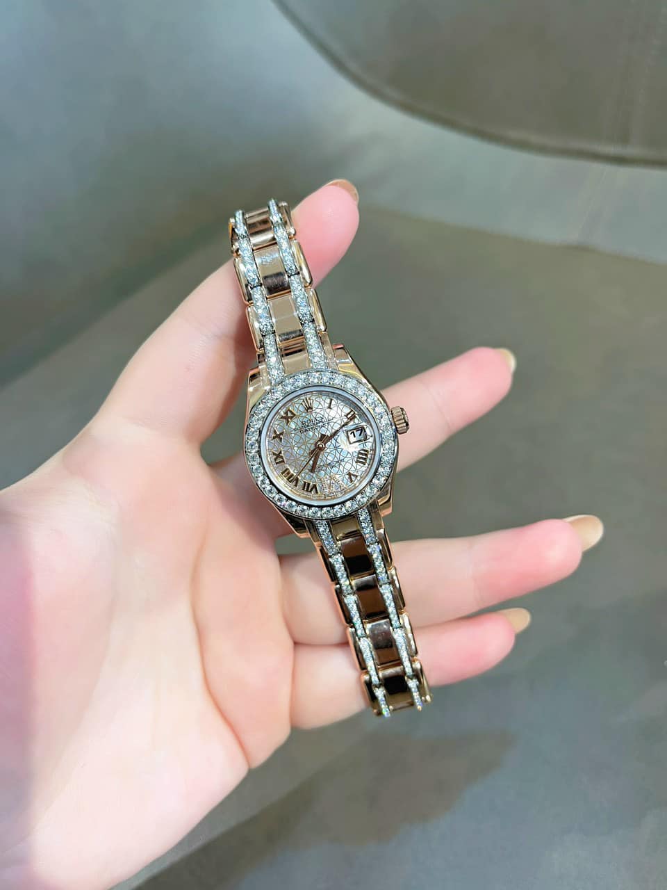 Eine Rolex PearlMaster 29 mm Uhr