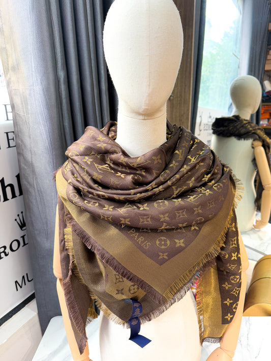 Khăn LV Ánh Kim Nâu New 3/3