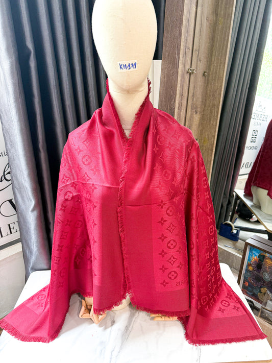 Khăn LV Đỏ KH178
