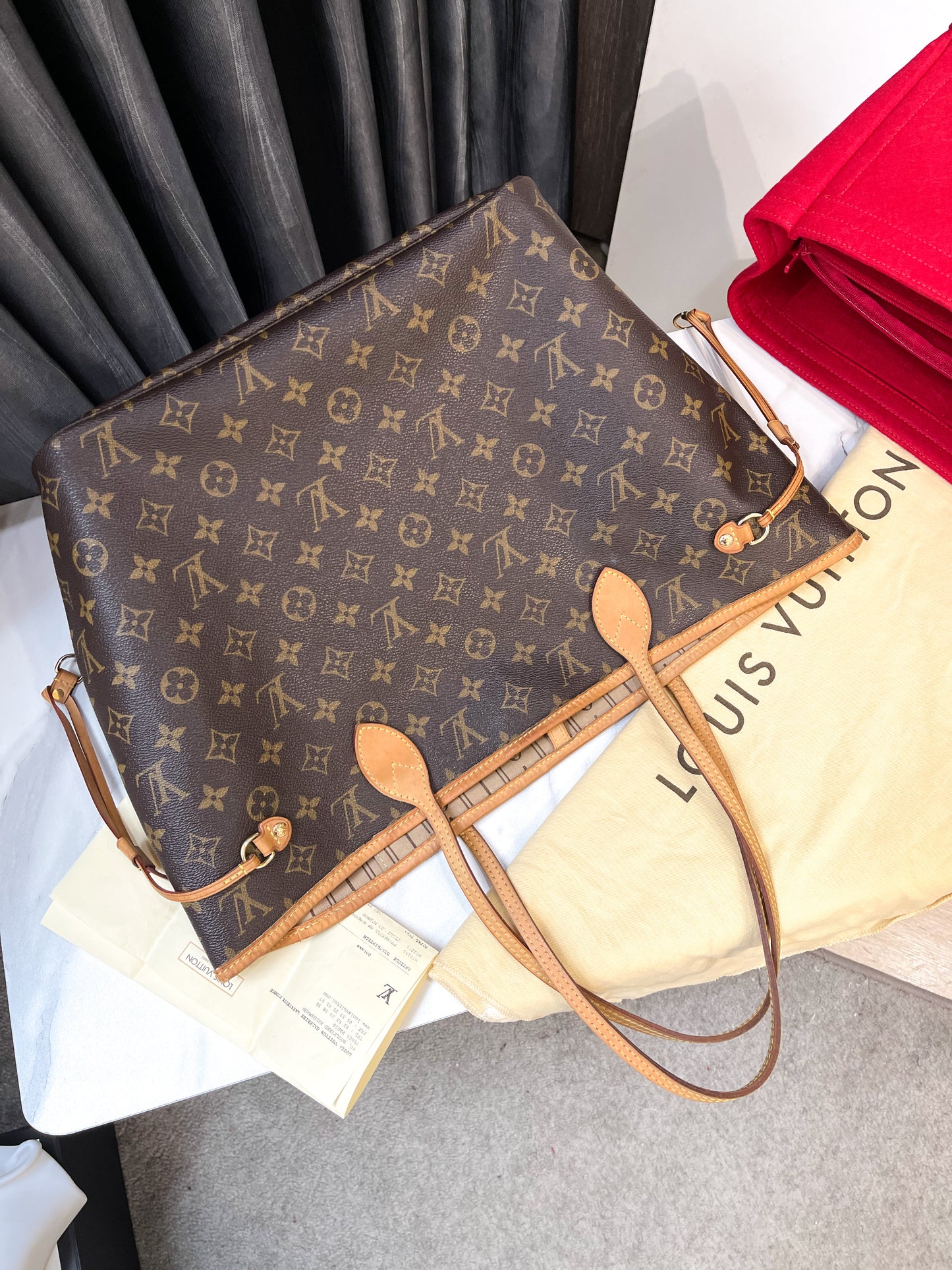 LV NVF Mono Size MM