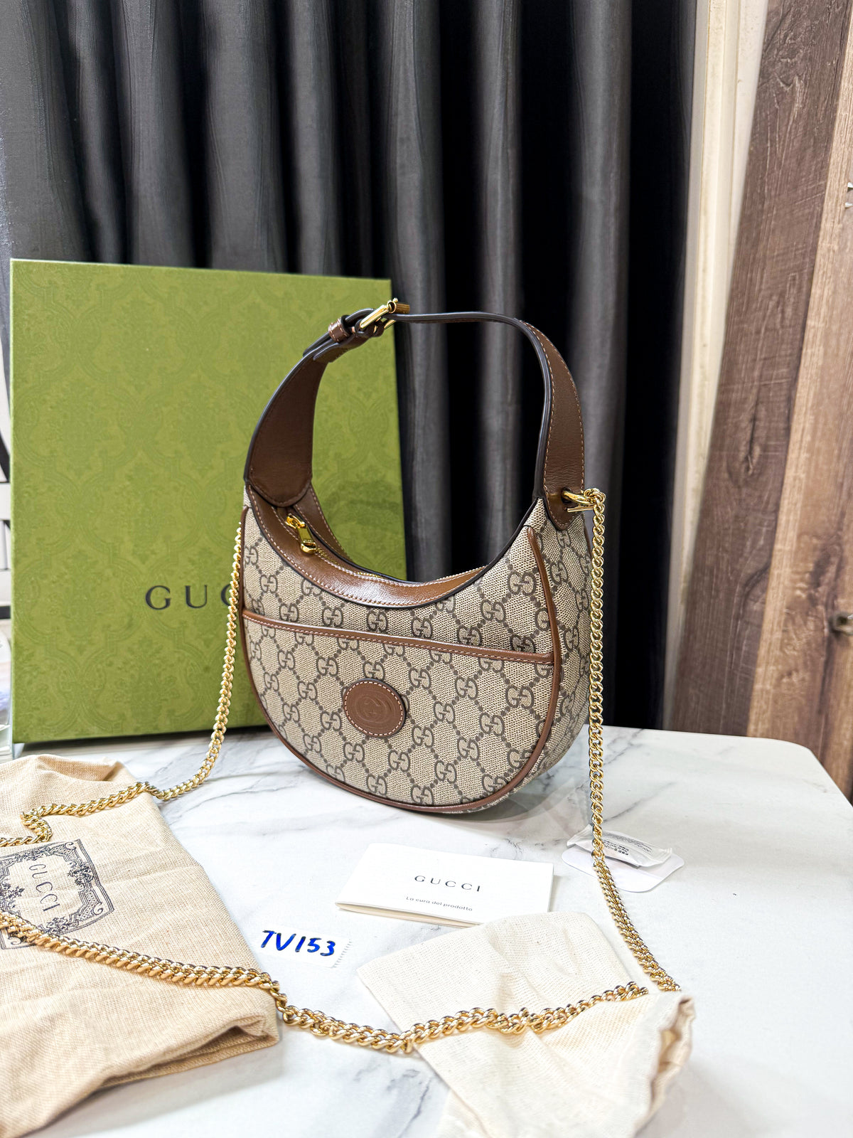 A A Gucci Half Moon TV151