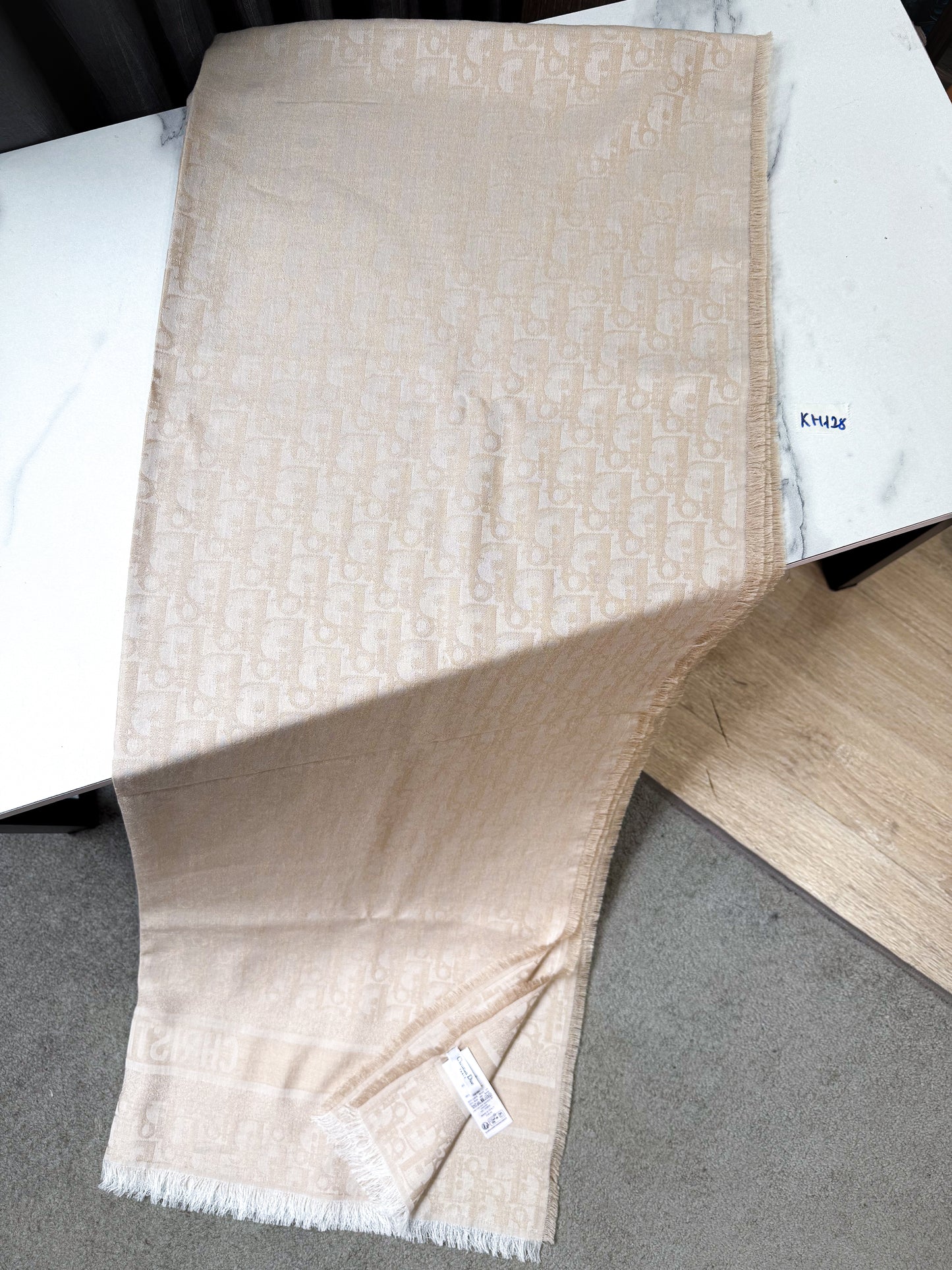 Khăn Choàng Dior KH128