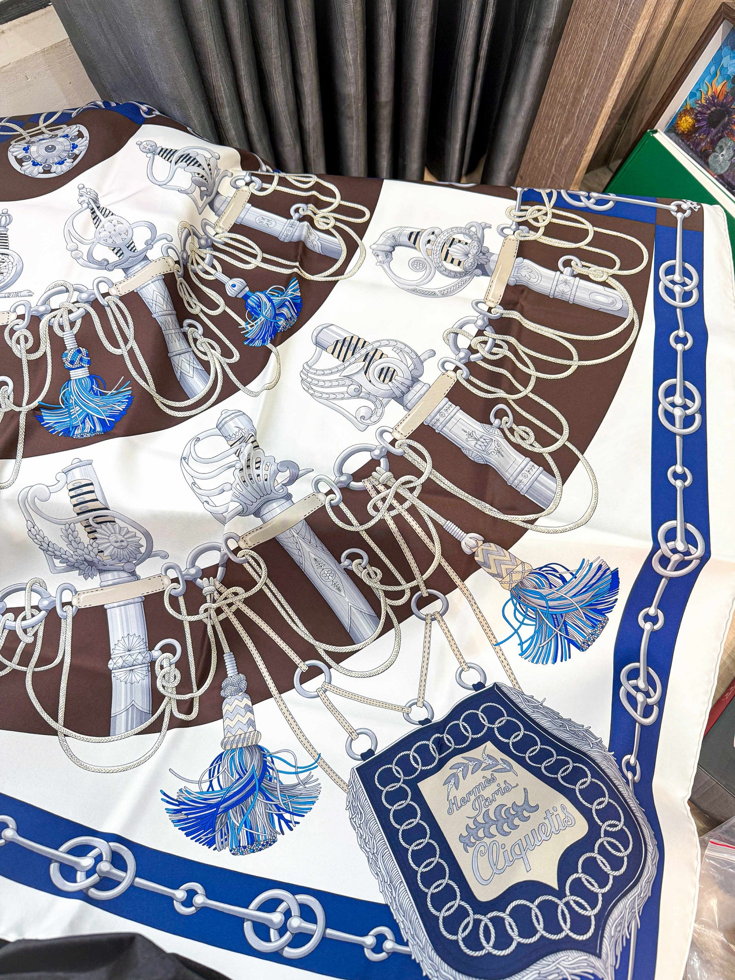 Khăn Lụa Hermes New Khổ 90x90 HN34 4/11