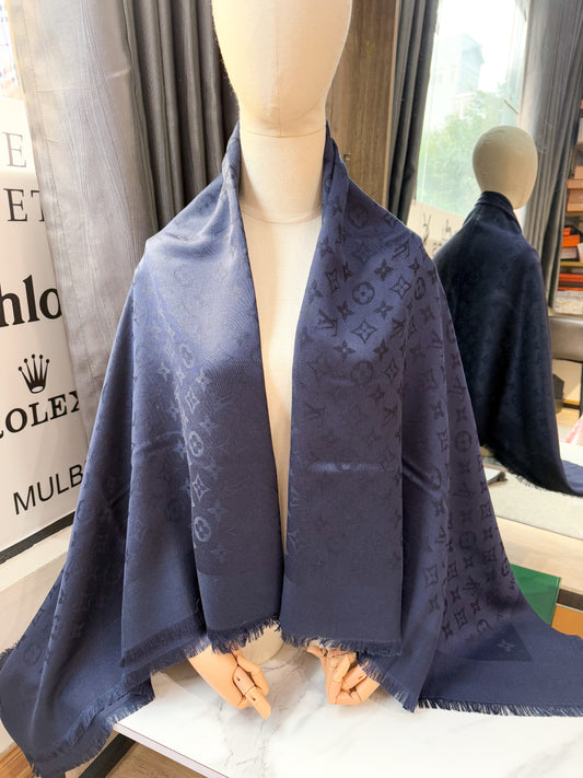 Khăn LV Khổ 140x140 11-2