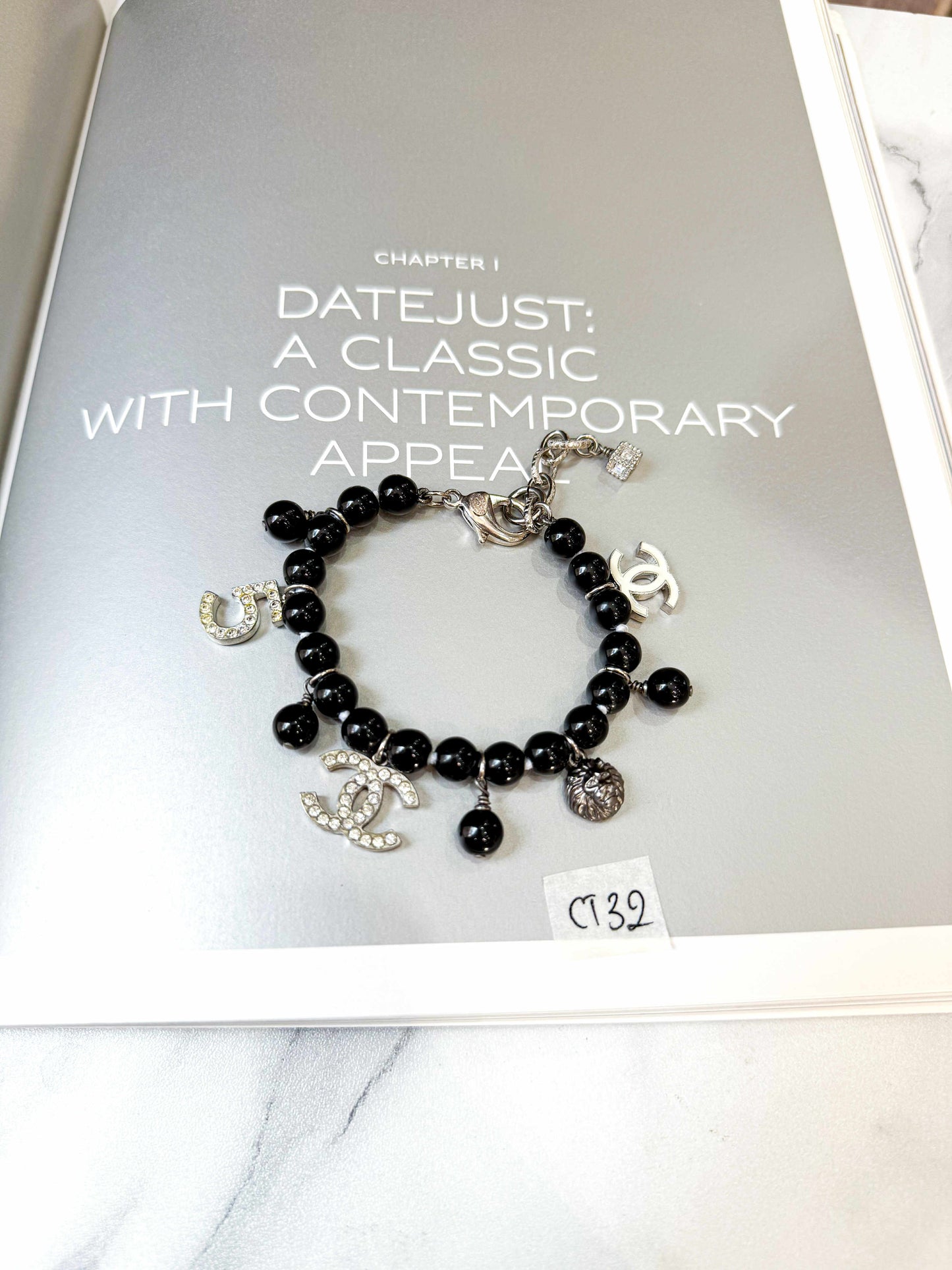 Vòng Tay Chanel Used CT32