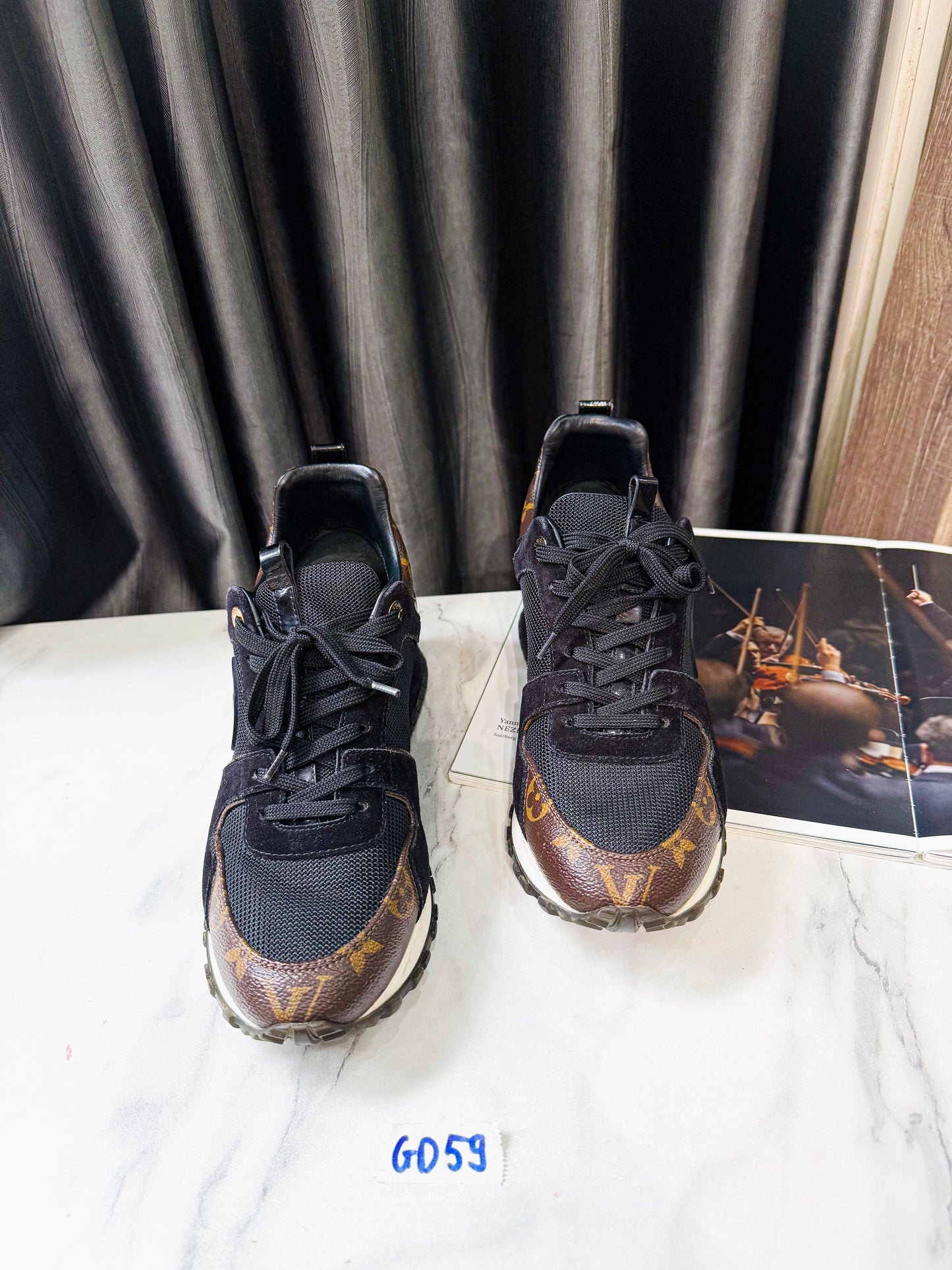 Giày LV Hot Size 37.5 GD59