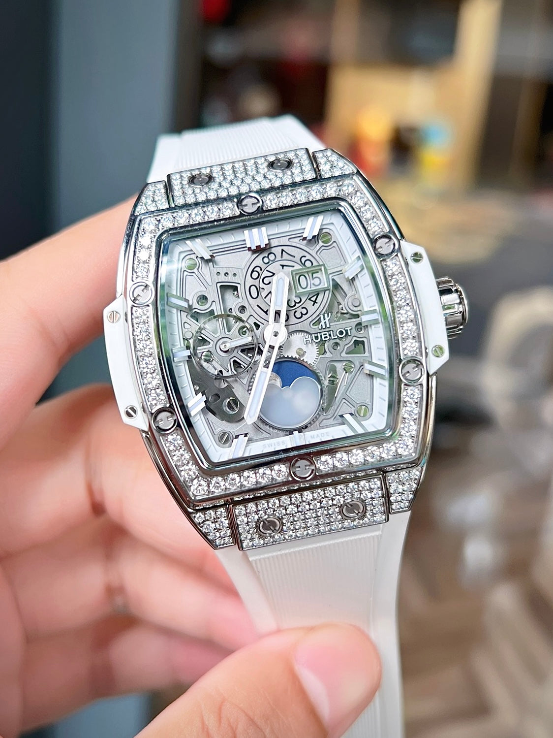 Đồng Hồ Hublot Spirit Of Bigbang Moonphase White size 42mm