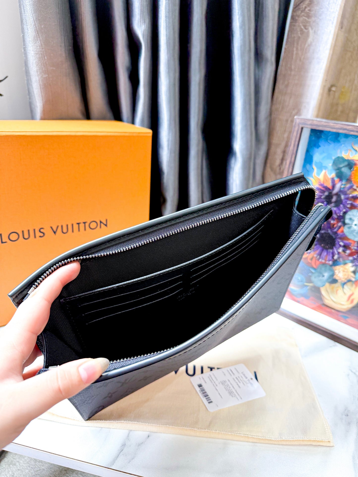 A A Clutch Voyage New