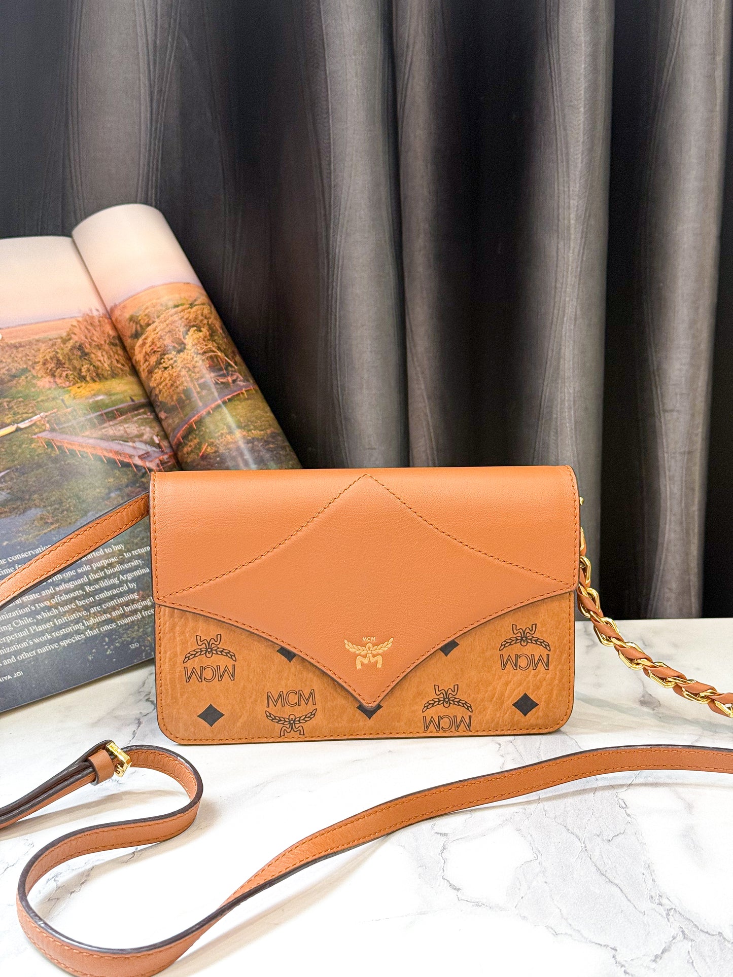 Túi Chéo MCM Nâu