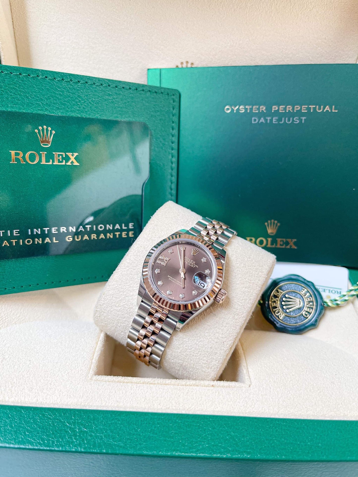 Đồng Hồ Rolex Datejust 279171 Stars Diamond Chocolate Size 28mm