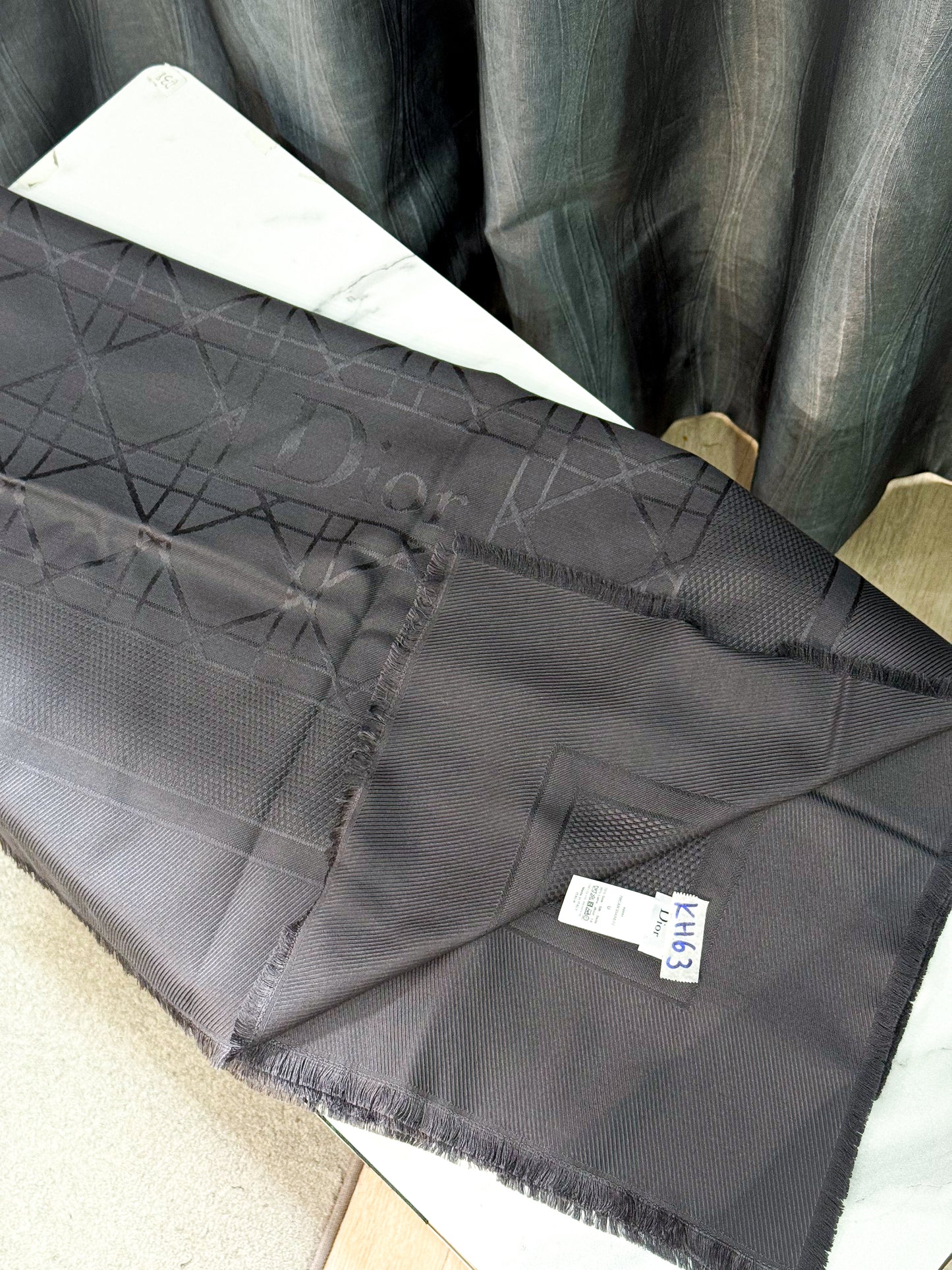 Khăn Dior Grey KH63 1/12