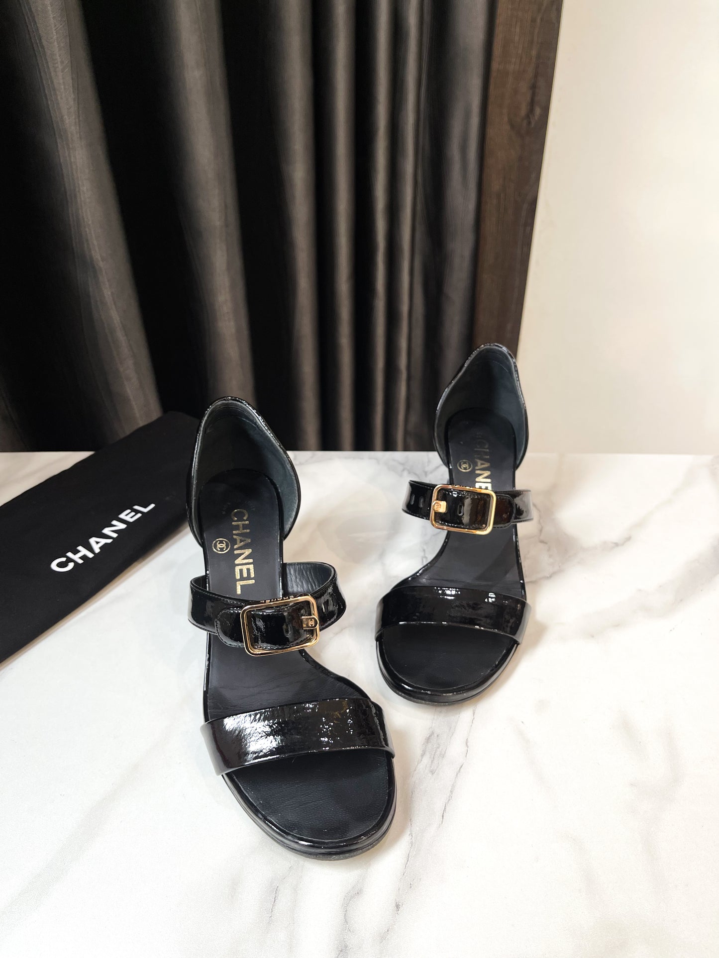 Sandal Chanel Size 36C