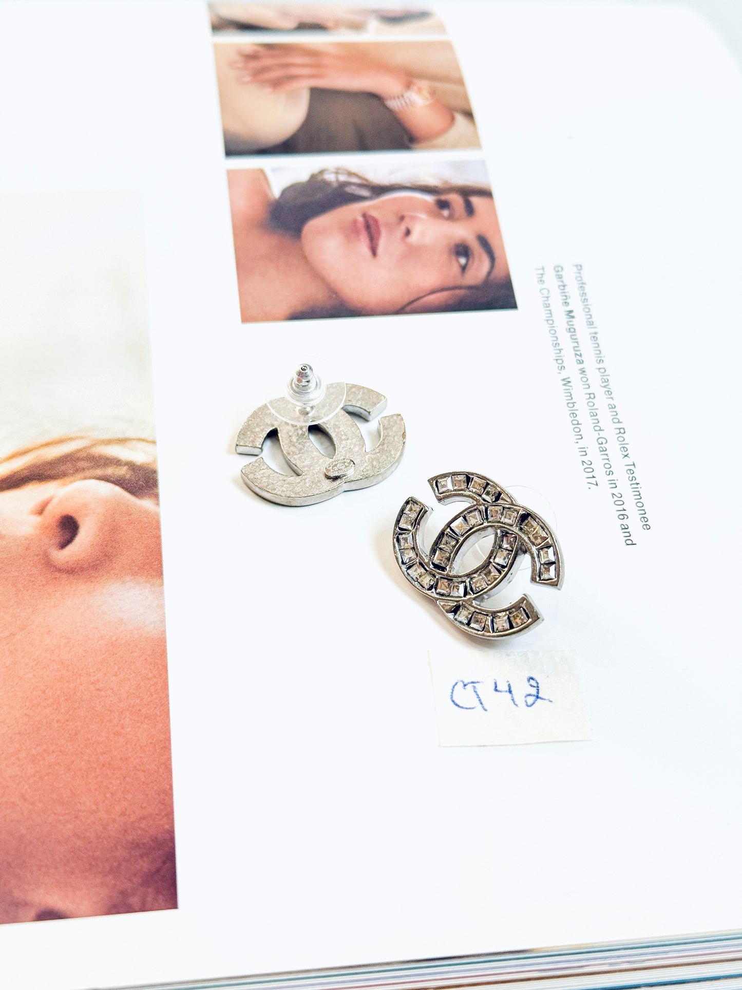 Khuyên Tai Chanel CT42