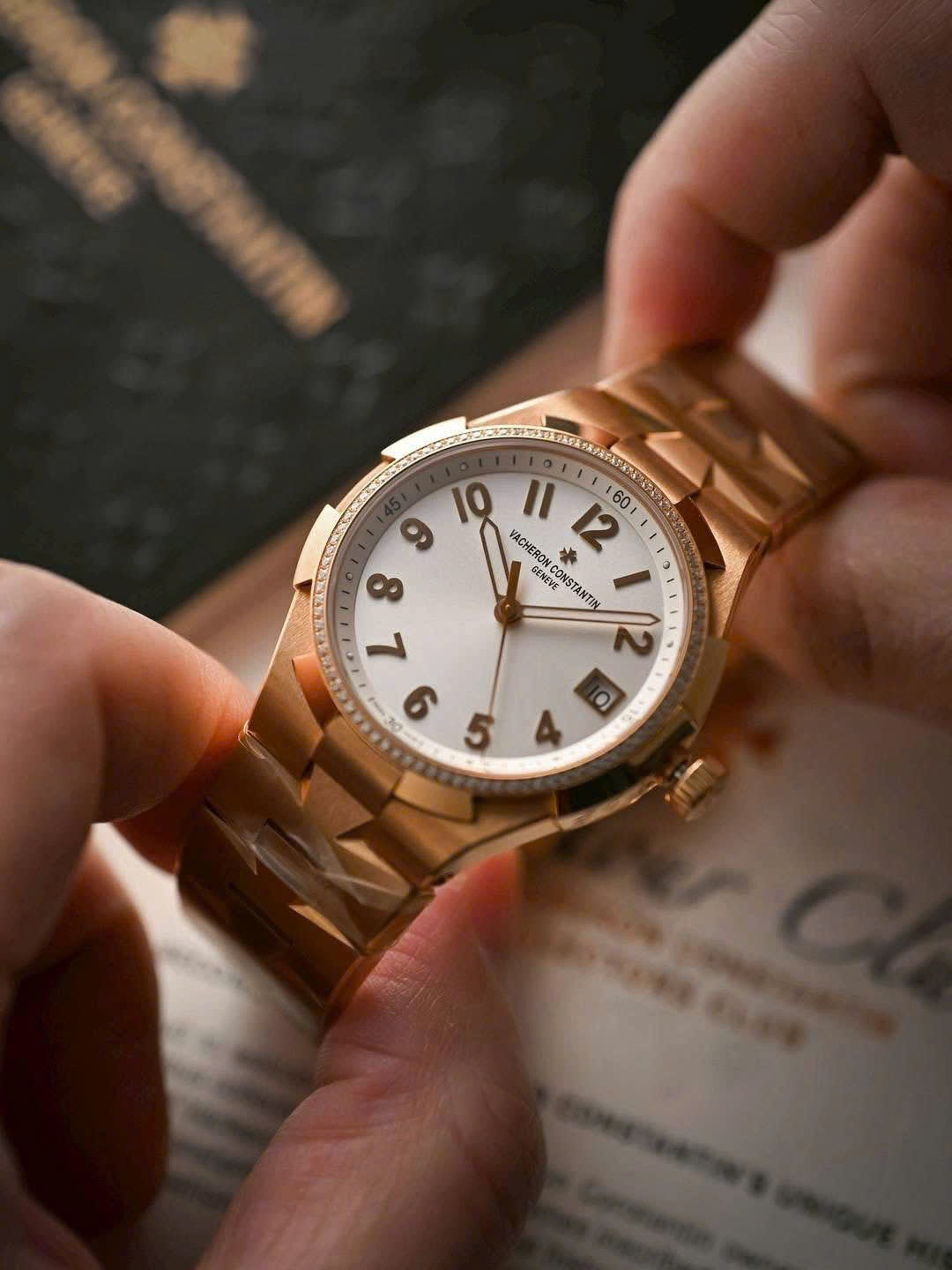 Đồng Hồ Vacheron Constatin Overseas 47560