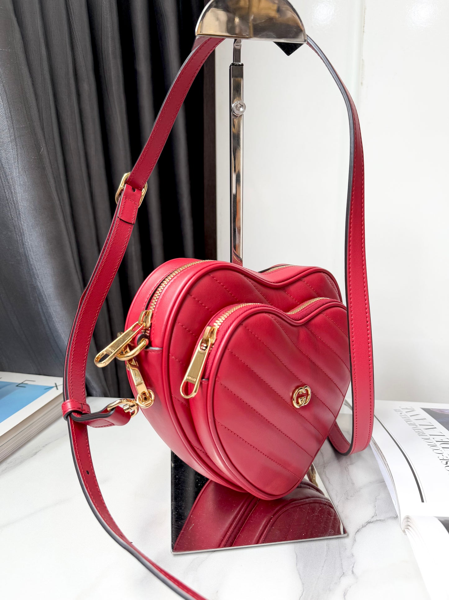 A Gucci Heart Đỏ