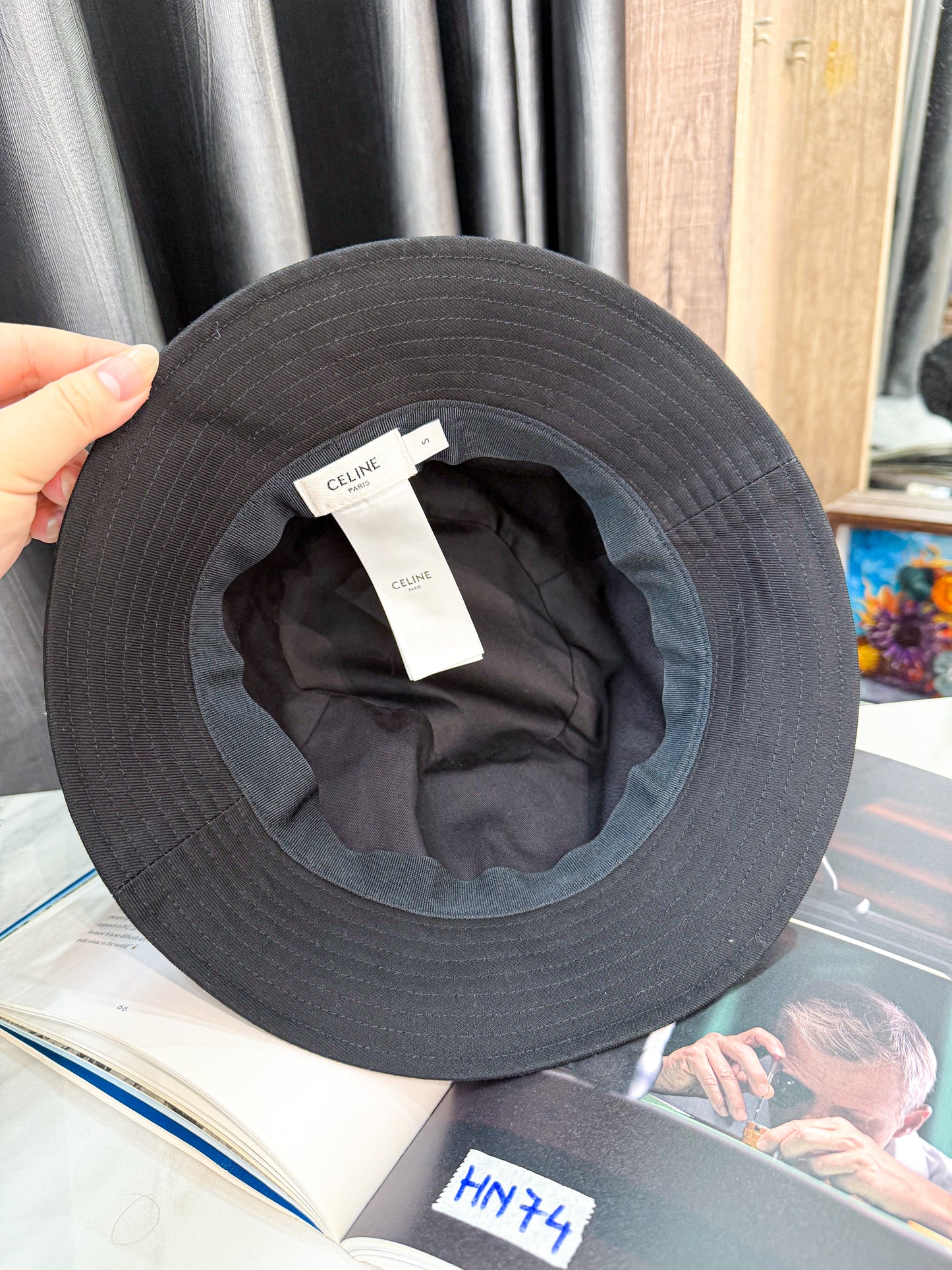 Mũ Bucket Celine HN74