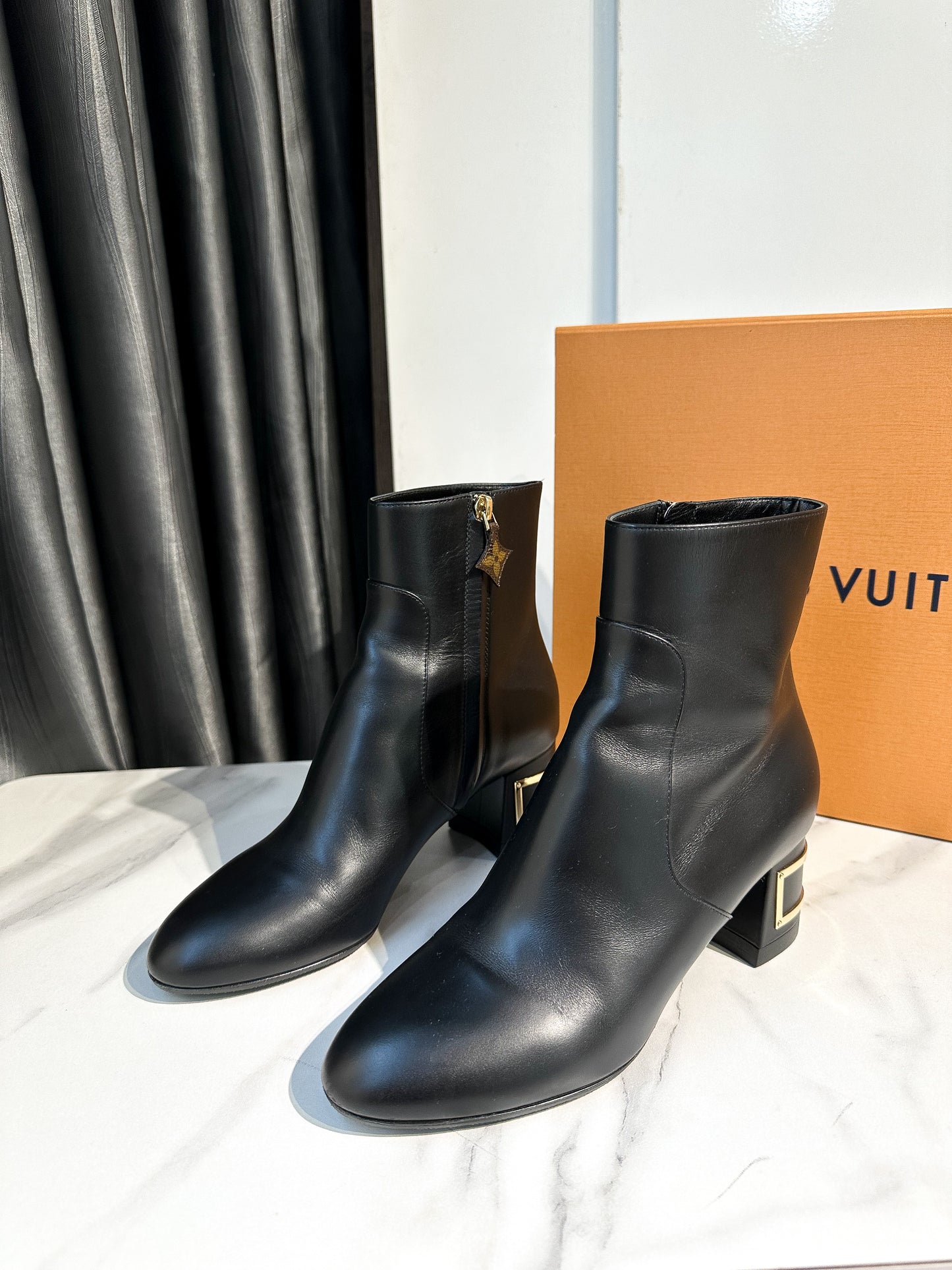 Boot LV Gót Logo Dauphine Size 38