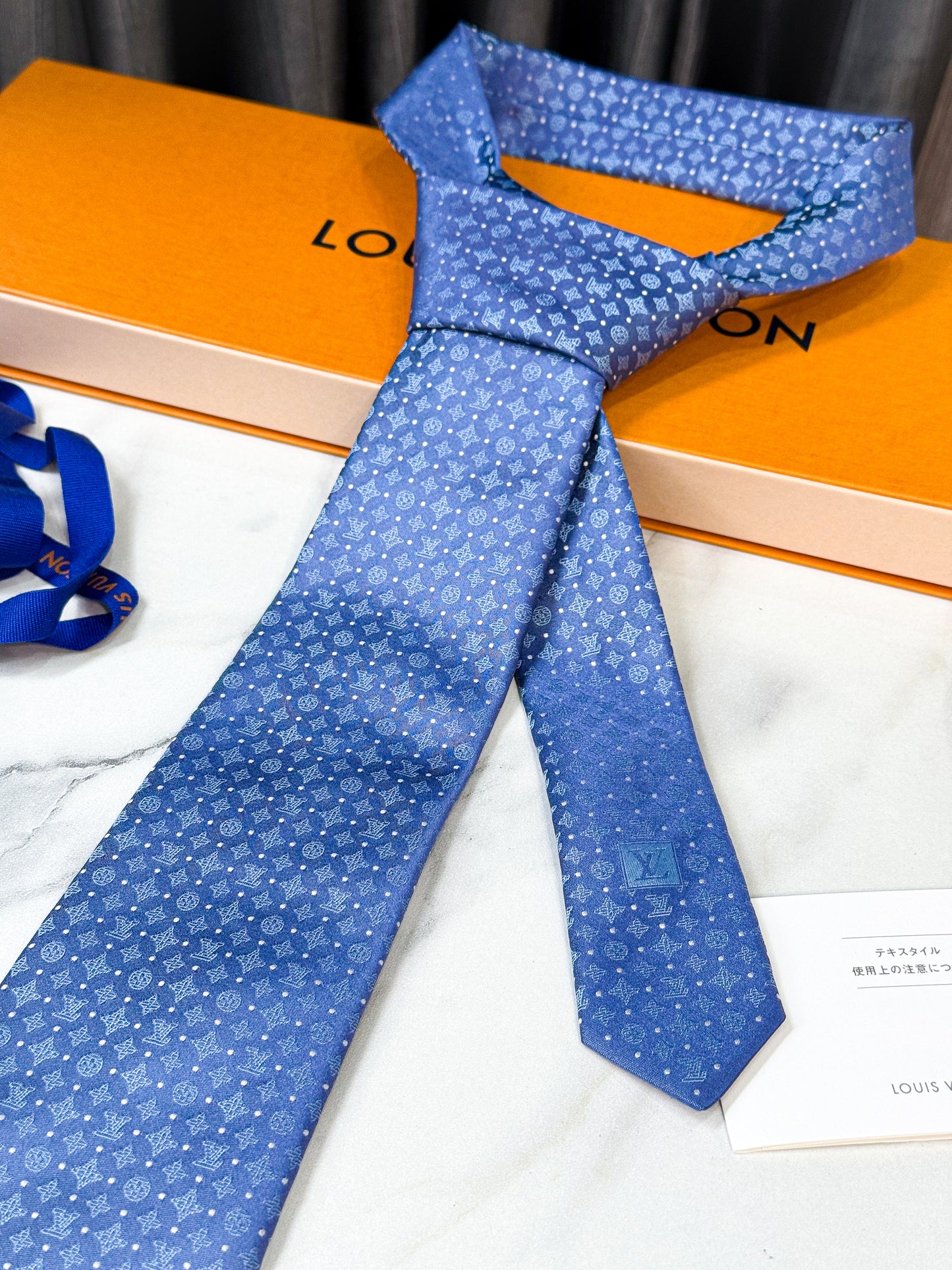 Cà Vạt LV New CV61