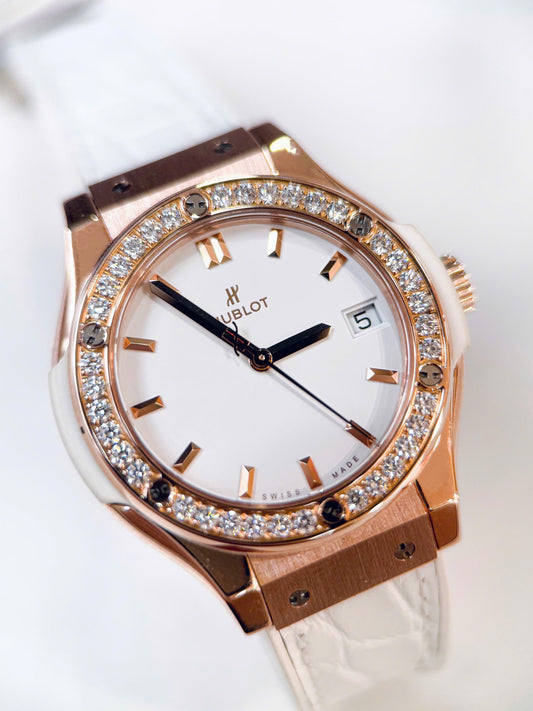 Đồng Hồ Hublot Classic Fusion King Gold White 33mm