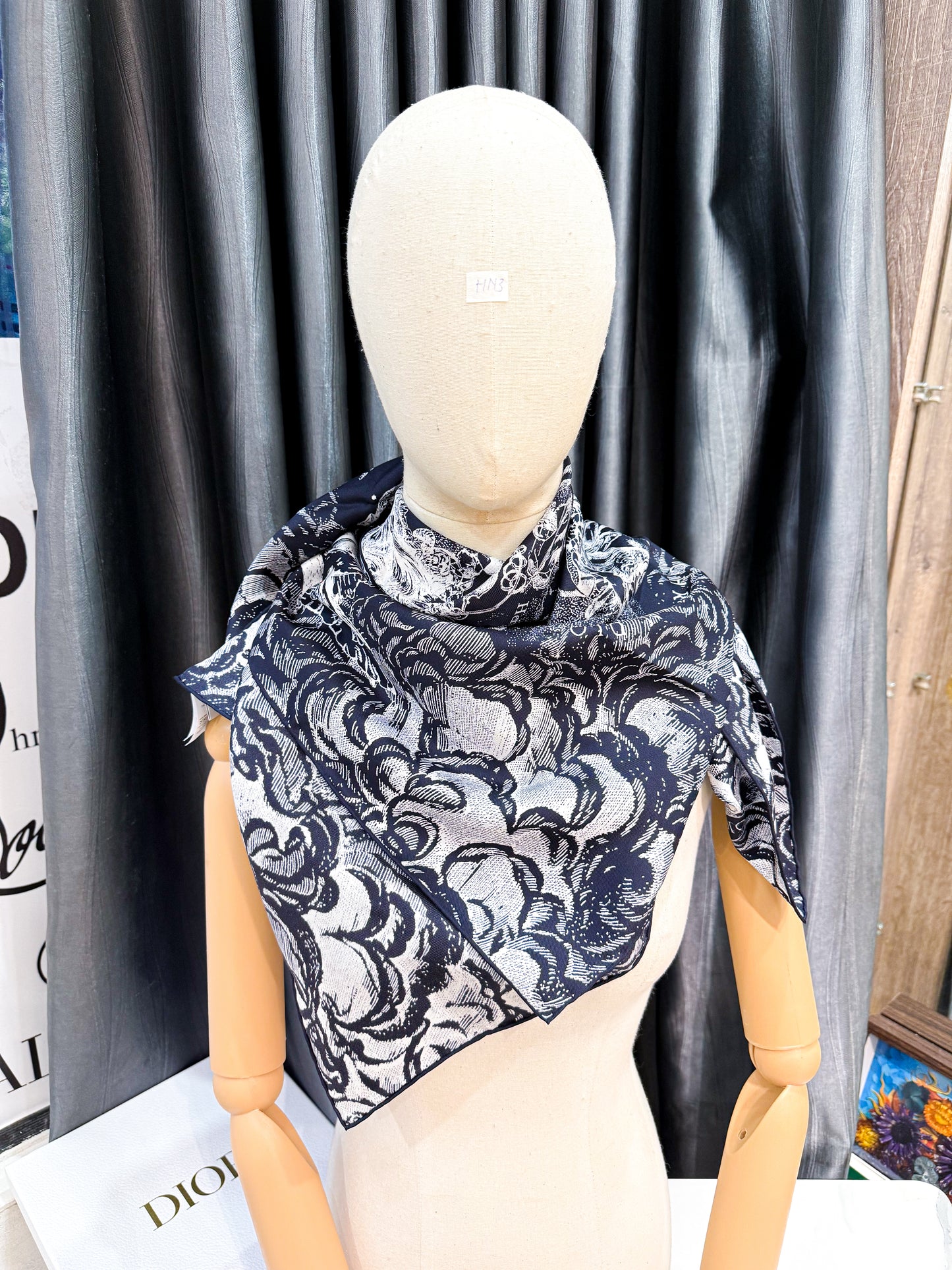 Khăn Dior New HN3 24/10